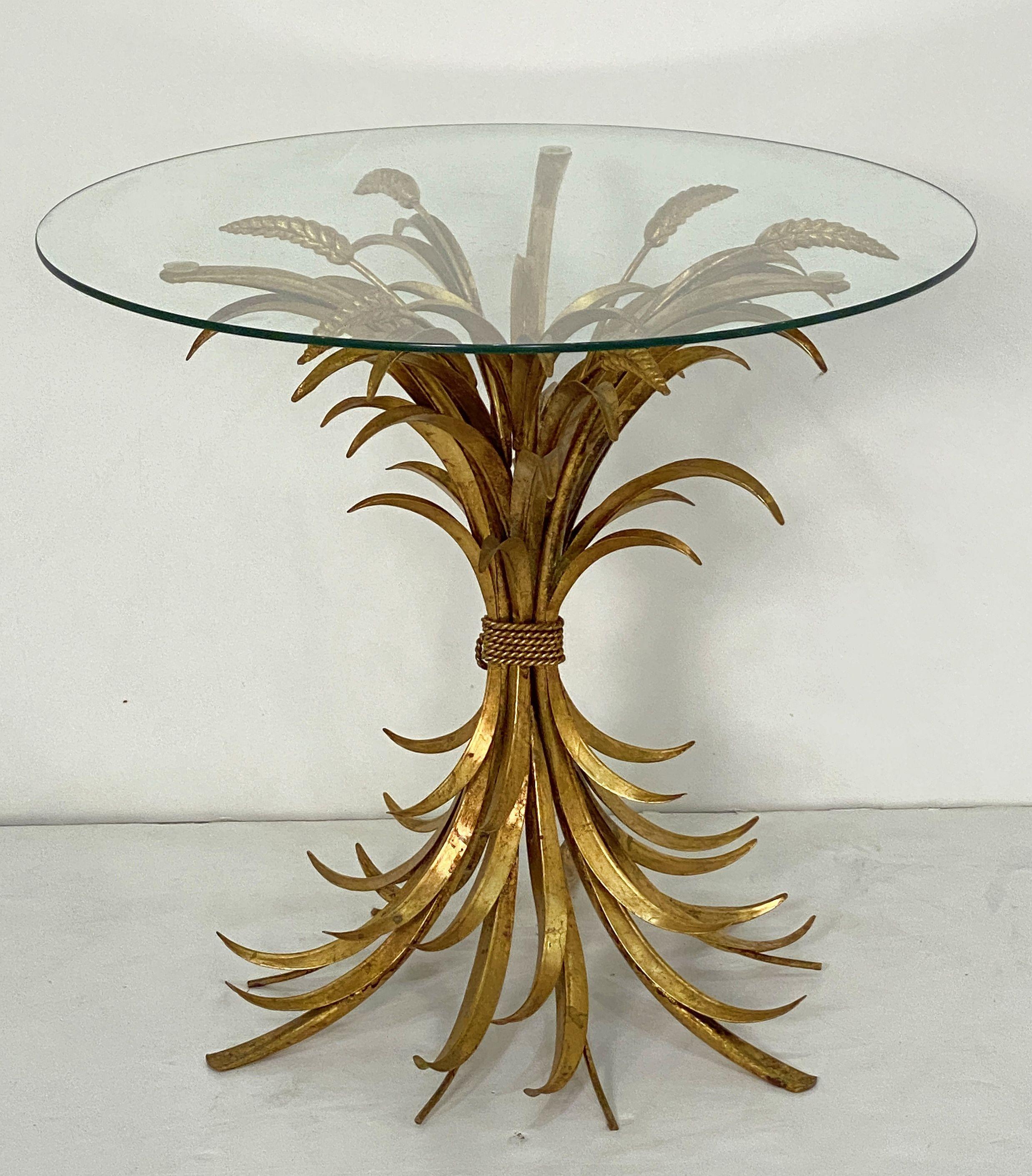Hollywood Regency Italian Wheat Sheaf Low Table of Gilt Metal with Round Top of Glass
