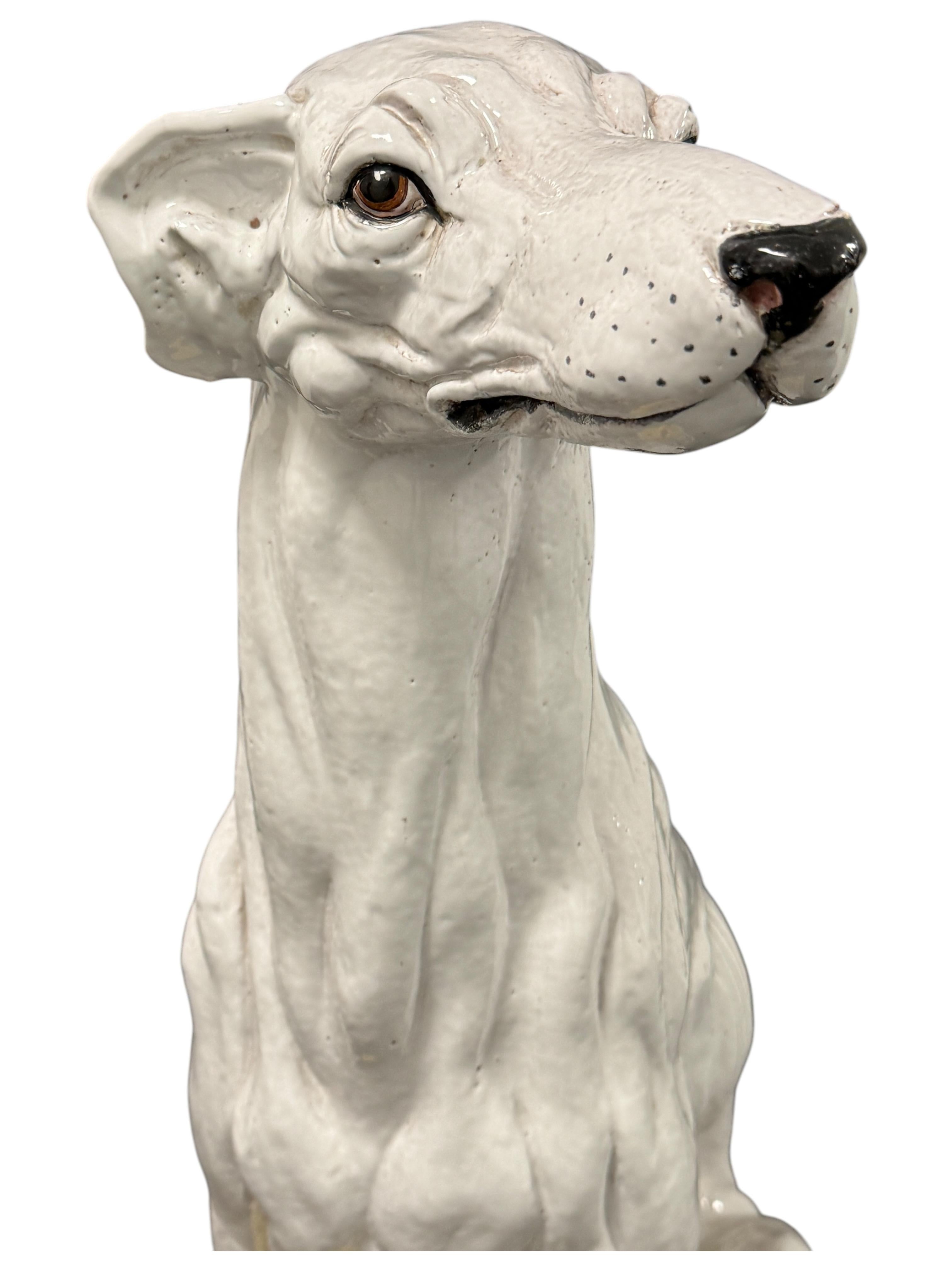 Statua di cane Whippet Greyhound in terracotta Vintage, anni '60 in vendita 1