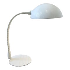 Verstellbare italienische weiße verstellbare Tischlampe von Elio Martinelli für Martinelli Luce