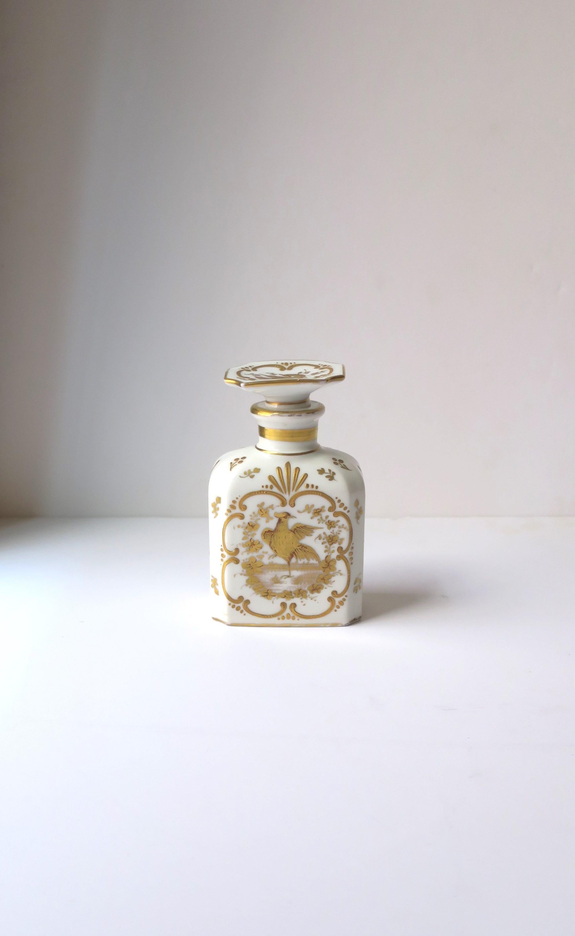 20th Century Italian White and Gold Porcelain Vanity Bottle with Bird Design Rococo Style For Sale