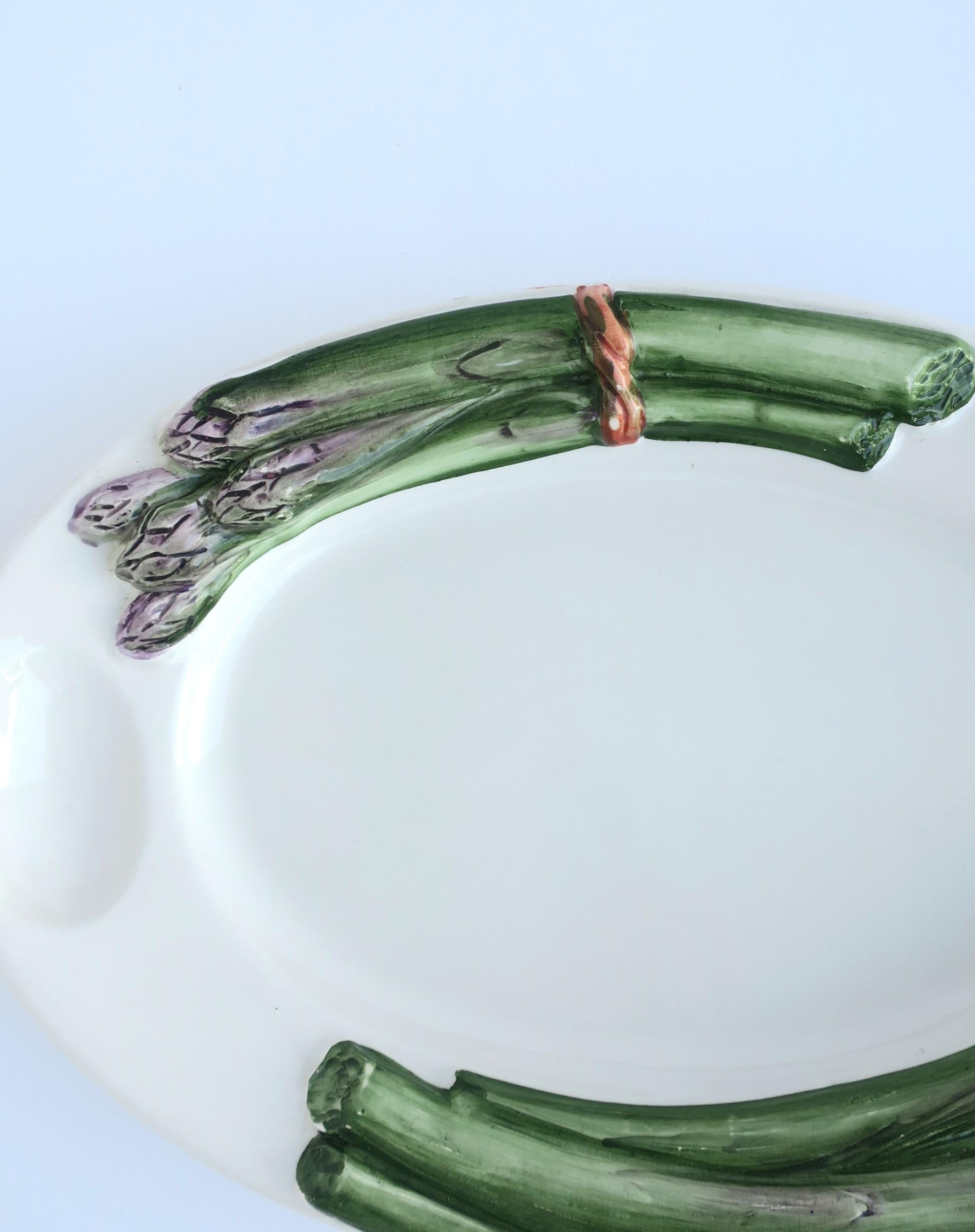 Italian Asparagus Vegetable Serving Dish with Egg Holder Trompe l'Oeil Style In Good Condition For Sale In New York, NY