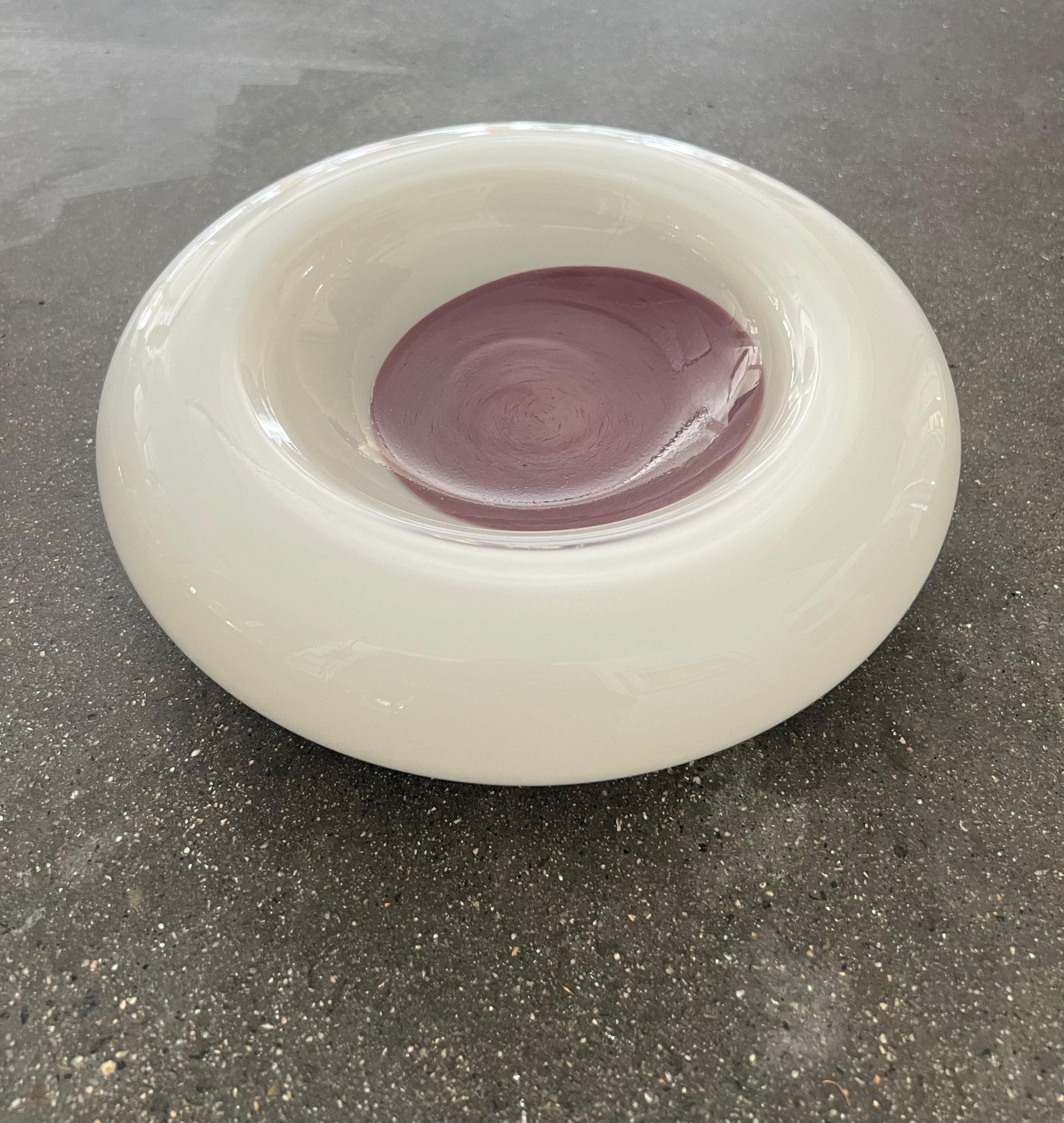 Mid-Century Modern Italian White and Purple Murano Glass Bowl by Tommaso Barbi