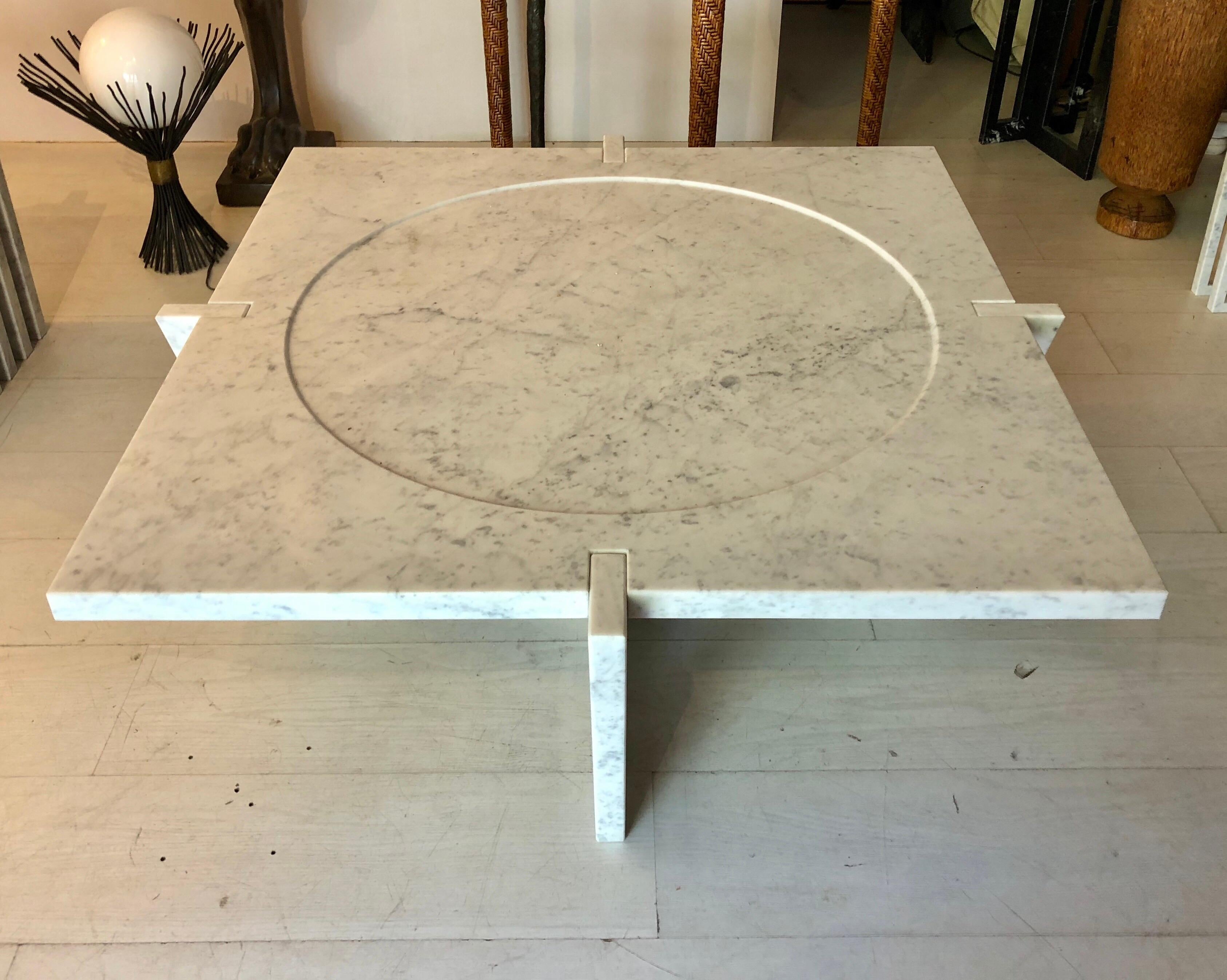 Italian White Carrara Marble Modern Coffee Table by Massimo Mangiardi In Excellent Condition For Sale In New York, NY
