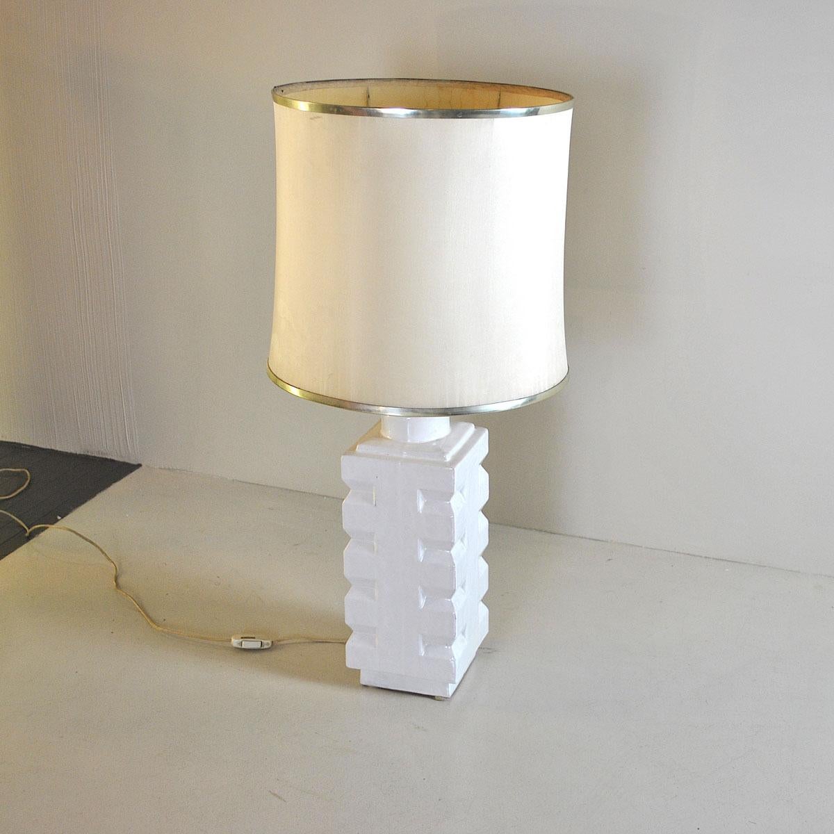 Mid-Century Modern Lampe de bureau italienne en céramique blanche, années 1970 en vente