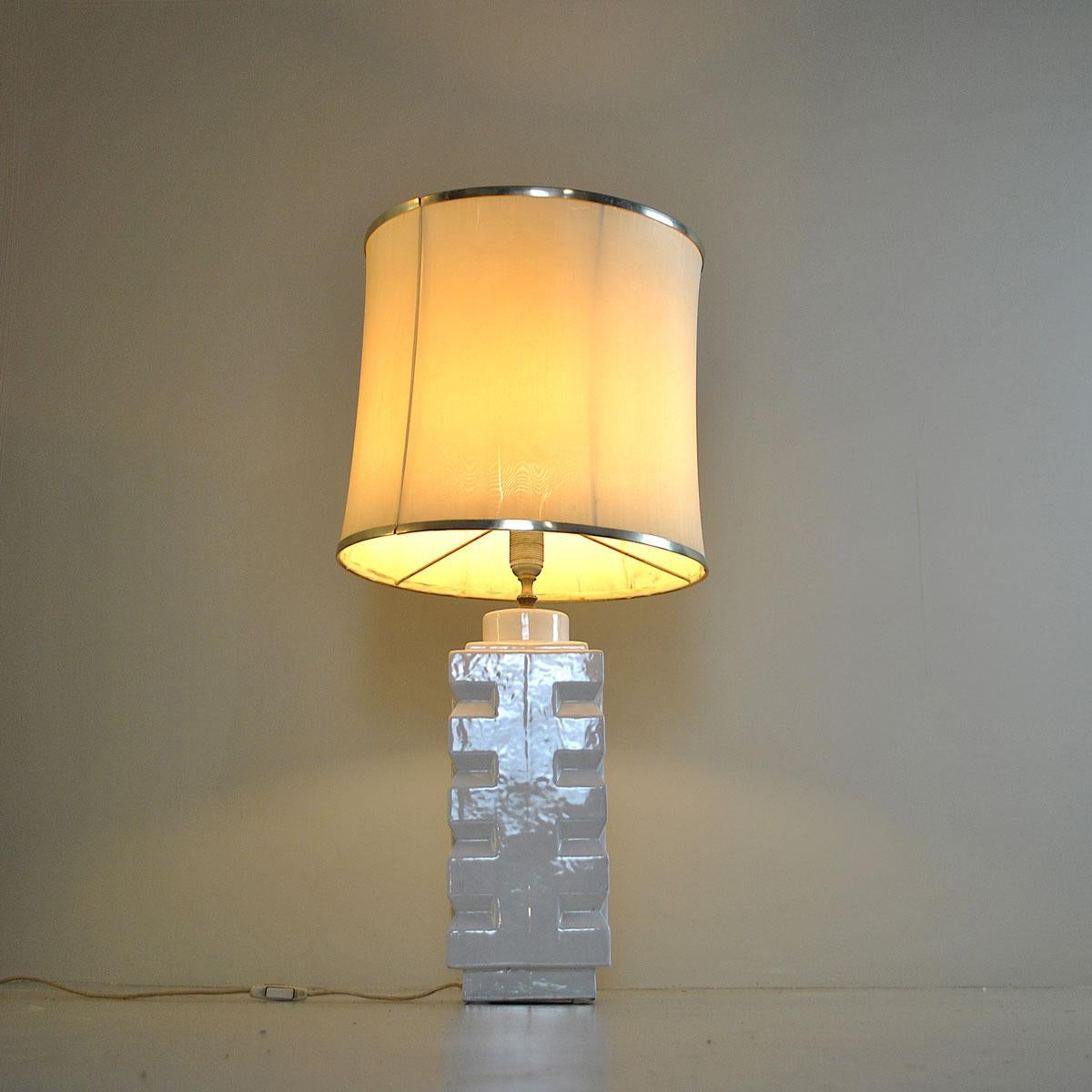 Italian White Ceramic Table Lamp, 1970s 4