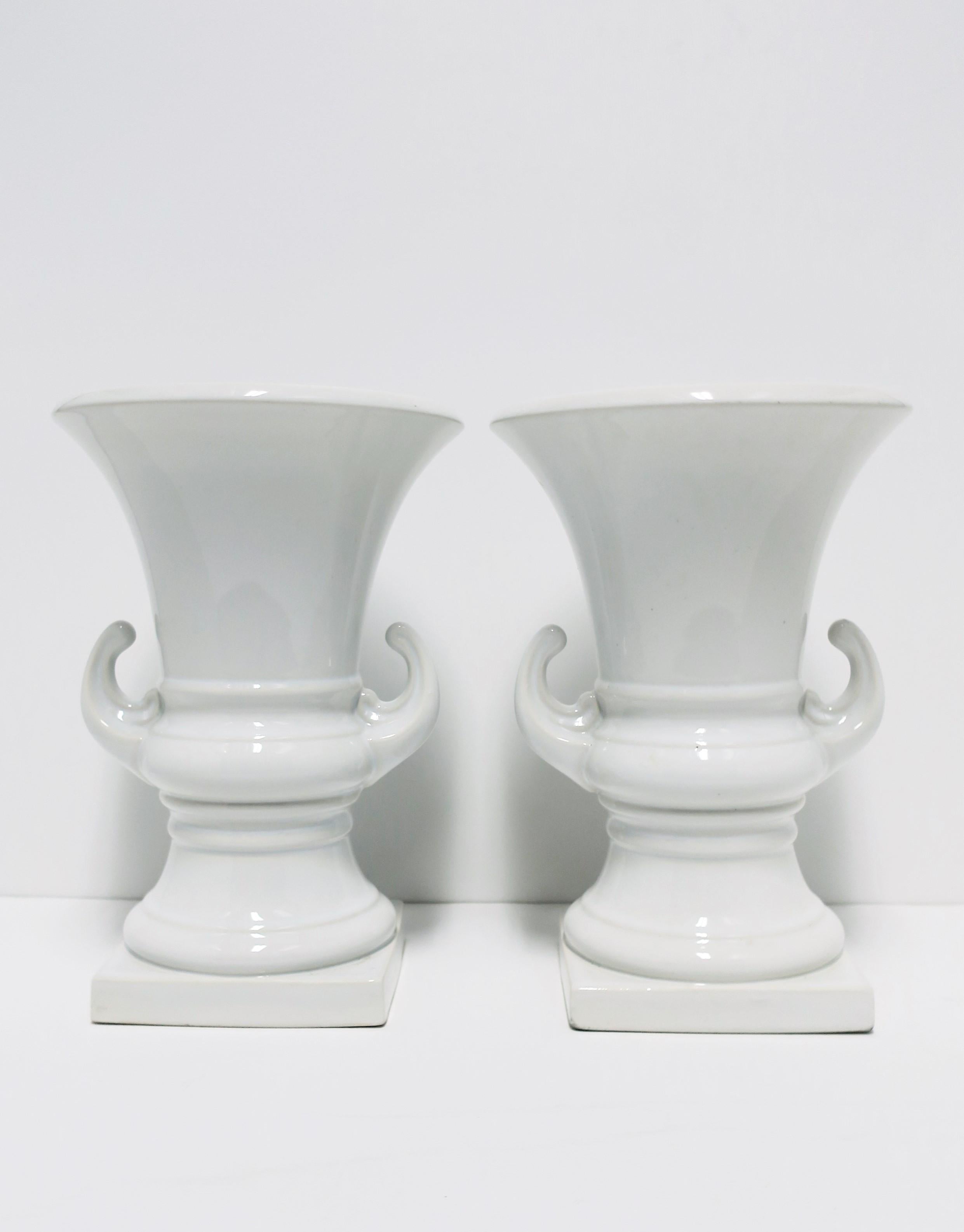 20th Century Italian White Ceramic Urns Neoclassical Style, Pair For Sale