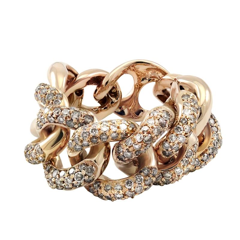 Contemporary Italian White Diamond 18 Karat Yellow Gold Interlocking Curb Chain Cocktail Ring For Sale