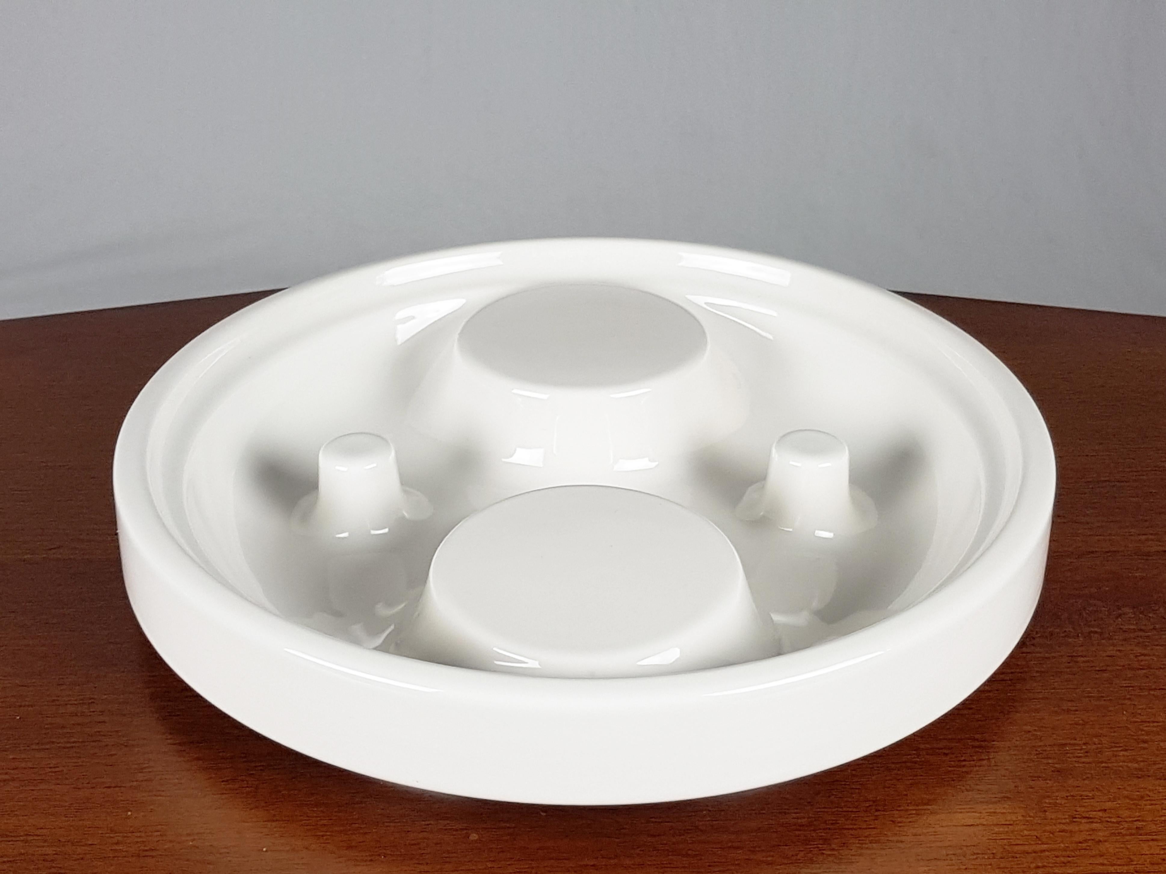 Plated Italian White Glazed Ceramic 1970s Centerpiece Ashtray