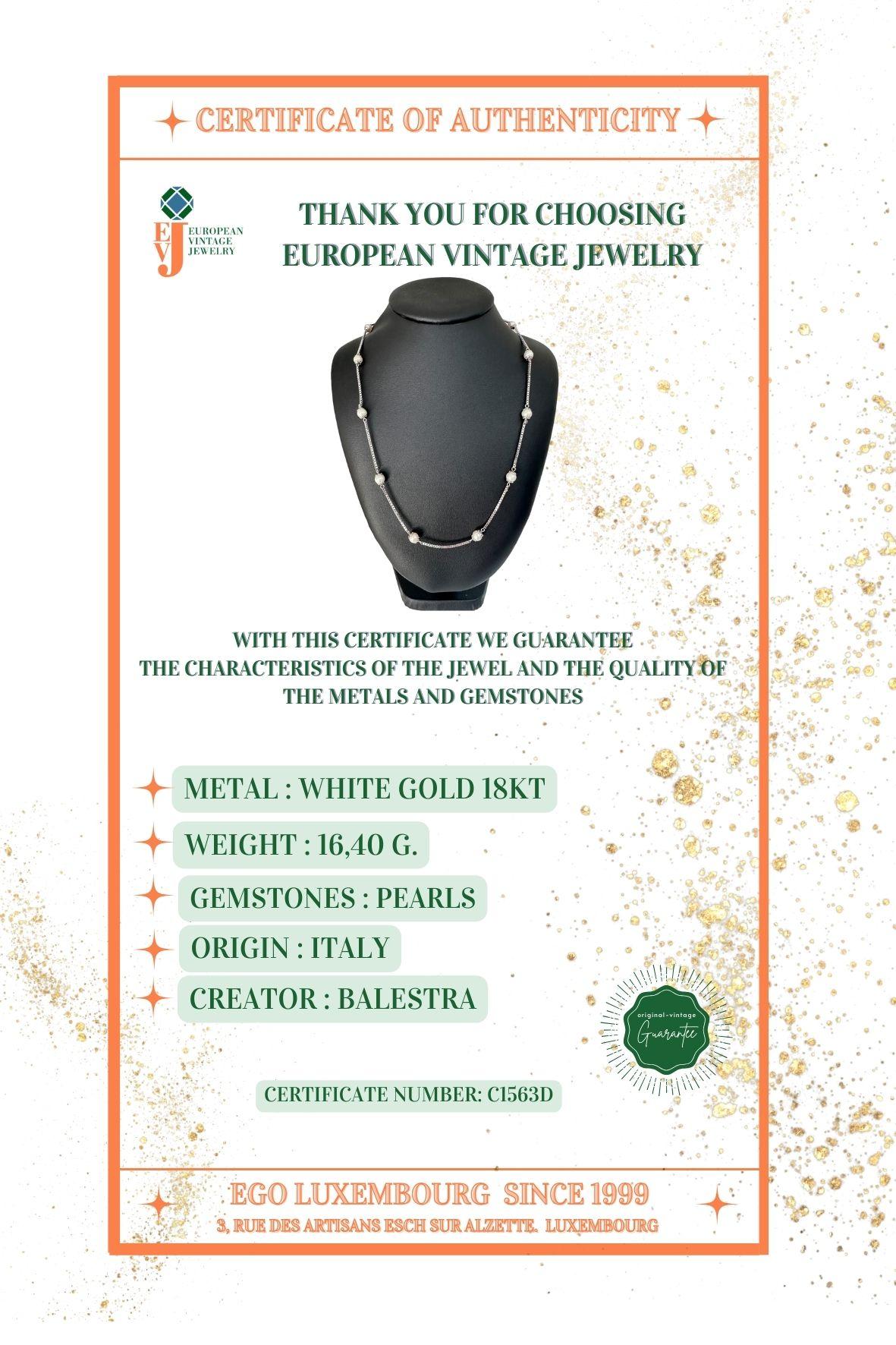 Italian White Gold Necklace with Pearls by Balestra In Good Condition In Esch sur Alzette, Esch-sur-Alzette