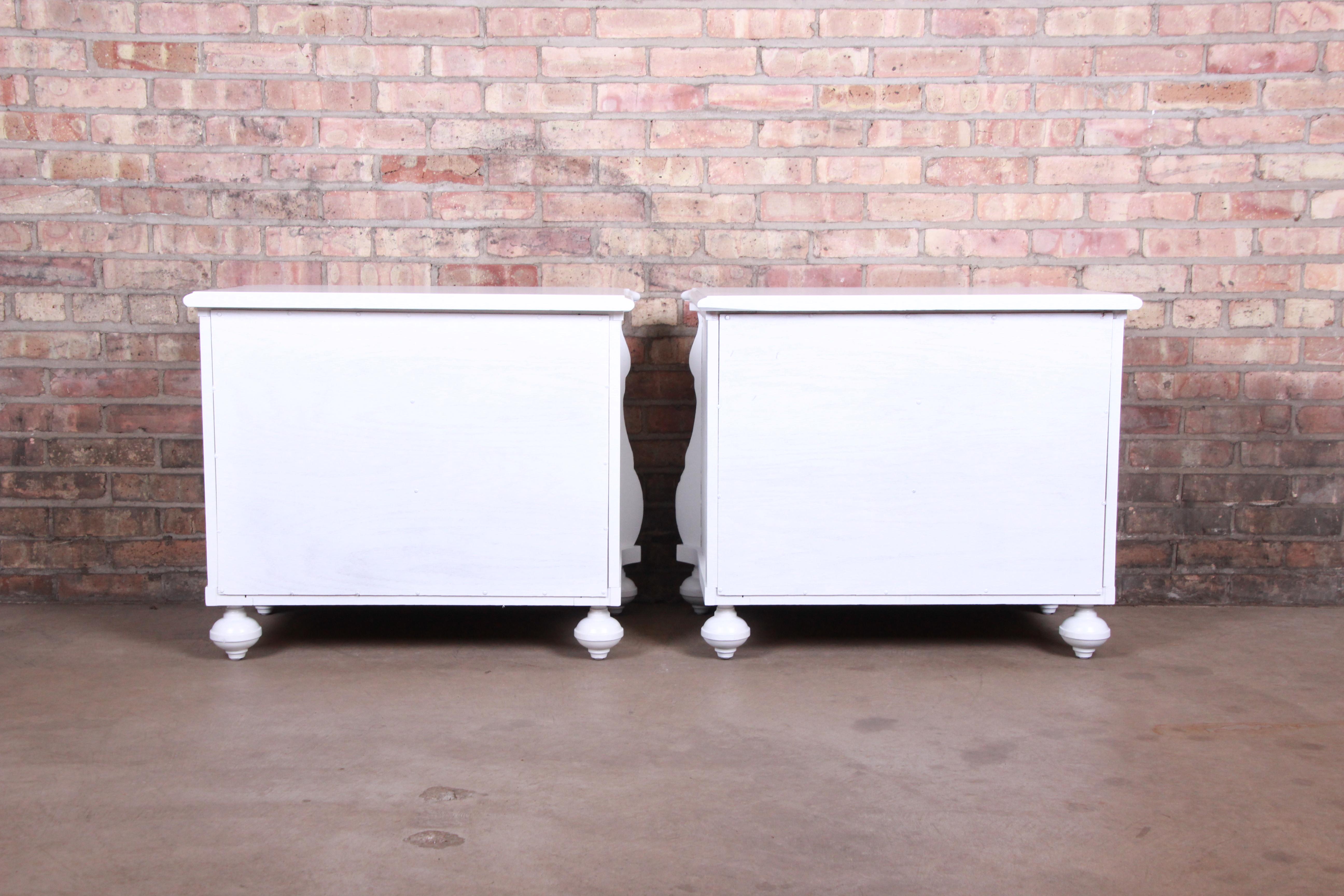 Italian White Lacquered Bombay Bedside Chests, Newly Refinished For Sale 2