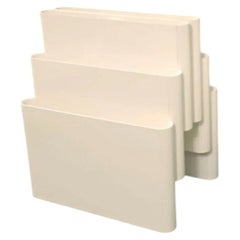 Italienischer weißer Zeitschriftenständer von Kartell - 2 verfügbar