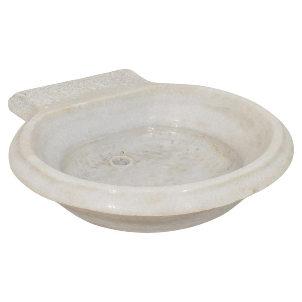 Italian White Marble 18th Century Water Basin or Sink For Sale