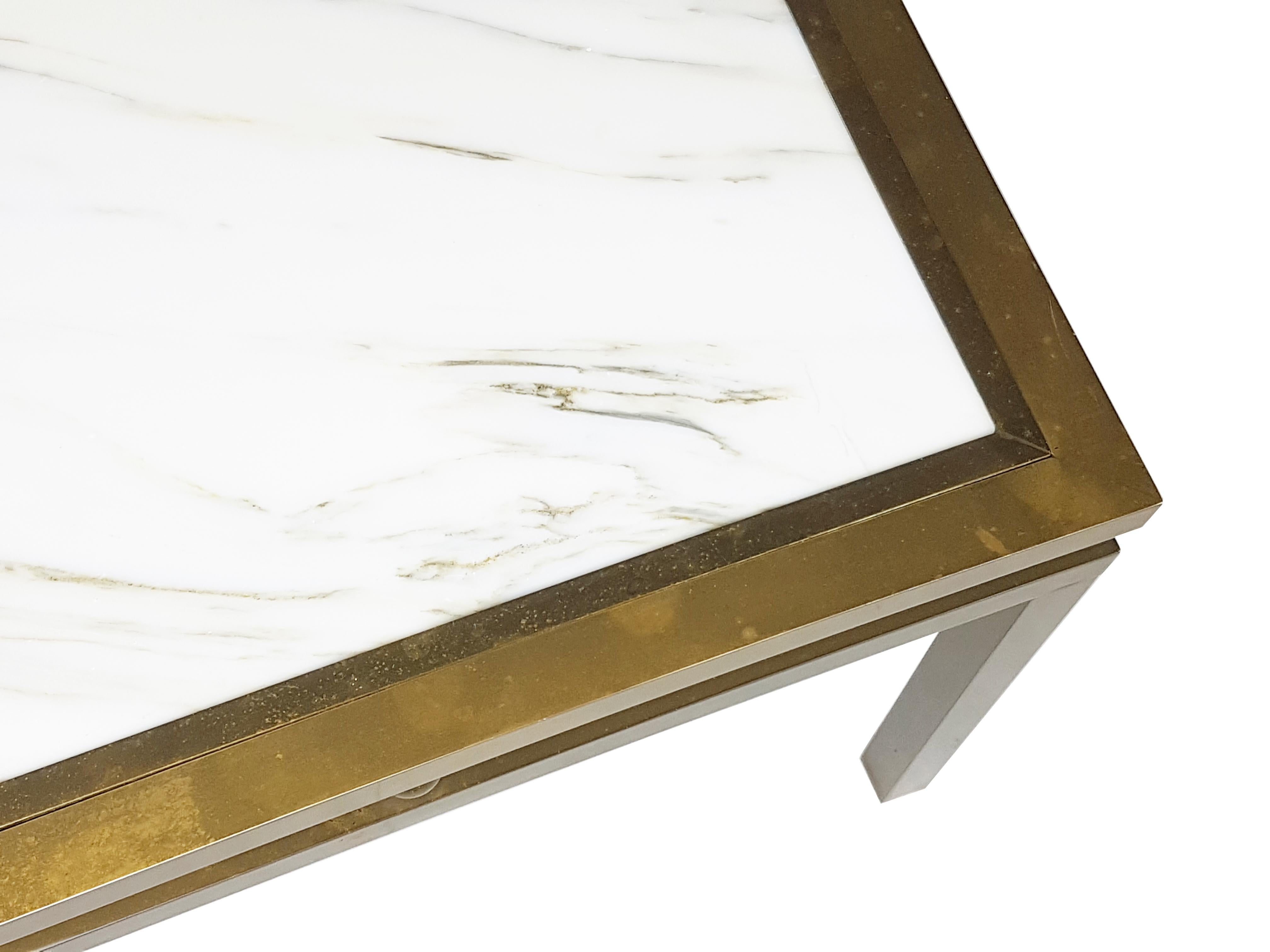 Italian White Marble and Brass 1970s Coffee Table For Sale 1