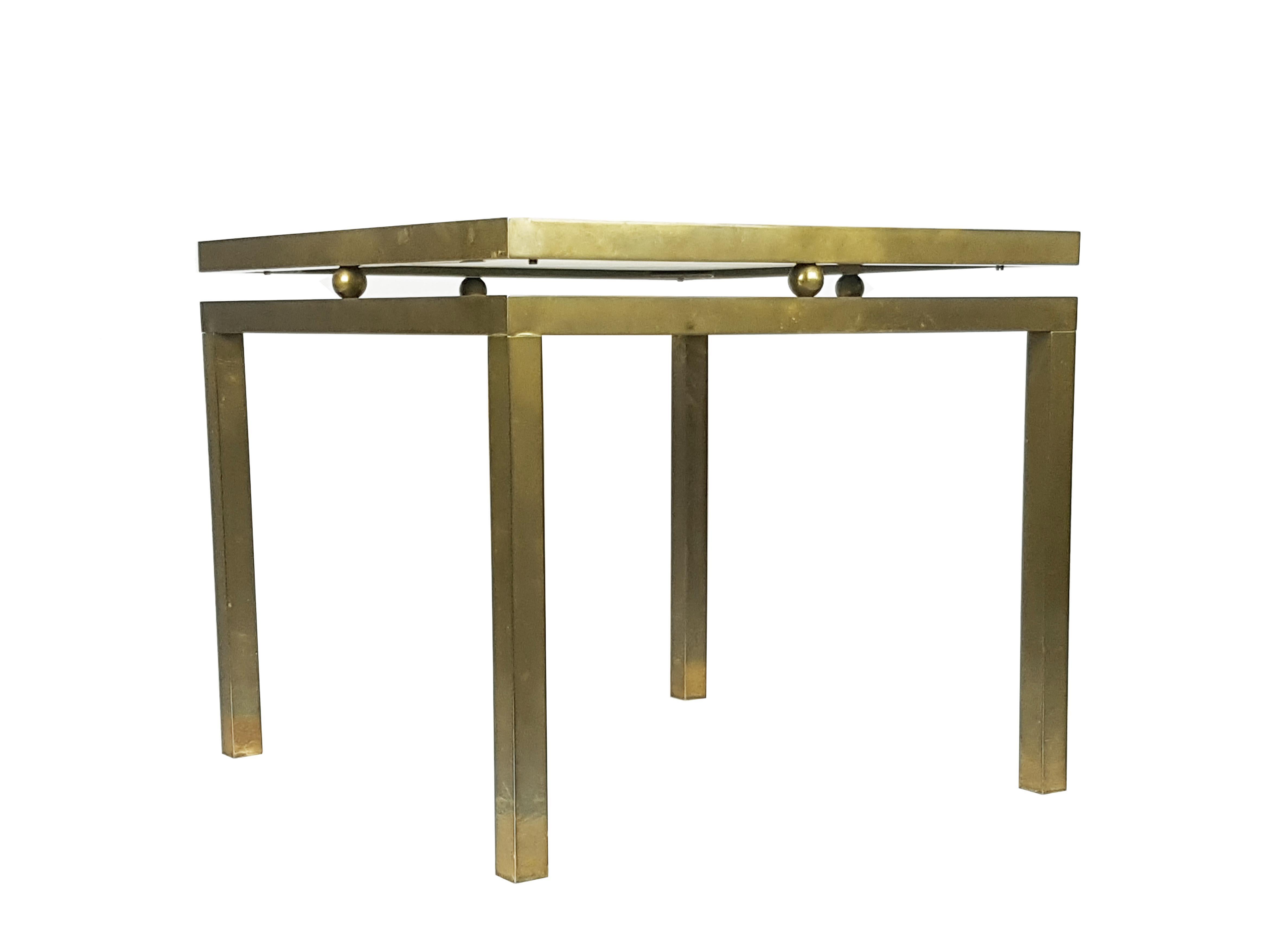 Italian White Marble and Brass 1970s Coffee Table For Sale 4
