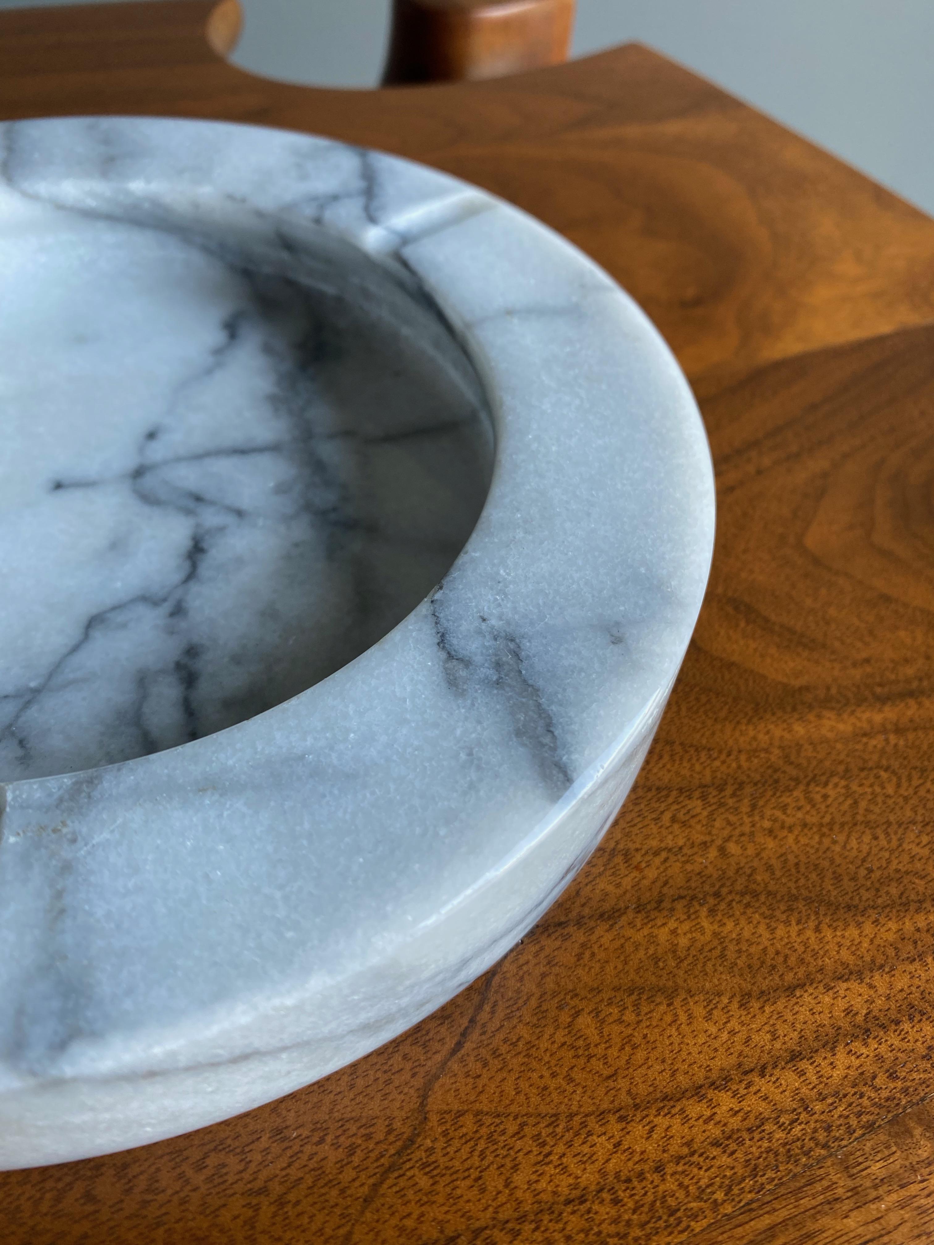 20th Century Italian White Marble Bowl / Ashtray, circa 1975 For Sale