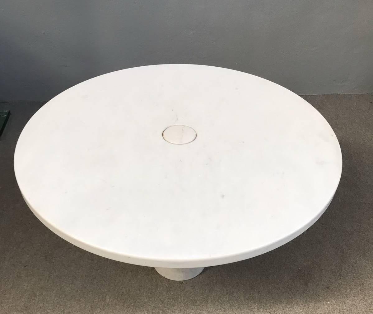 Mid-Century Modern Italian White Marble Centre Table by Angelo Mangiarotti