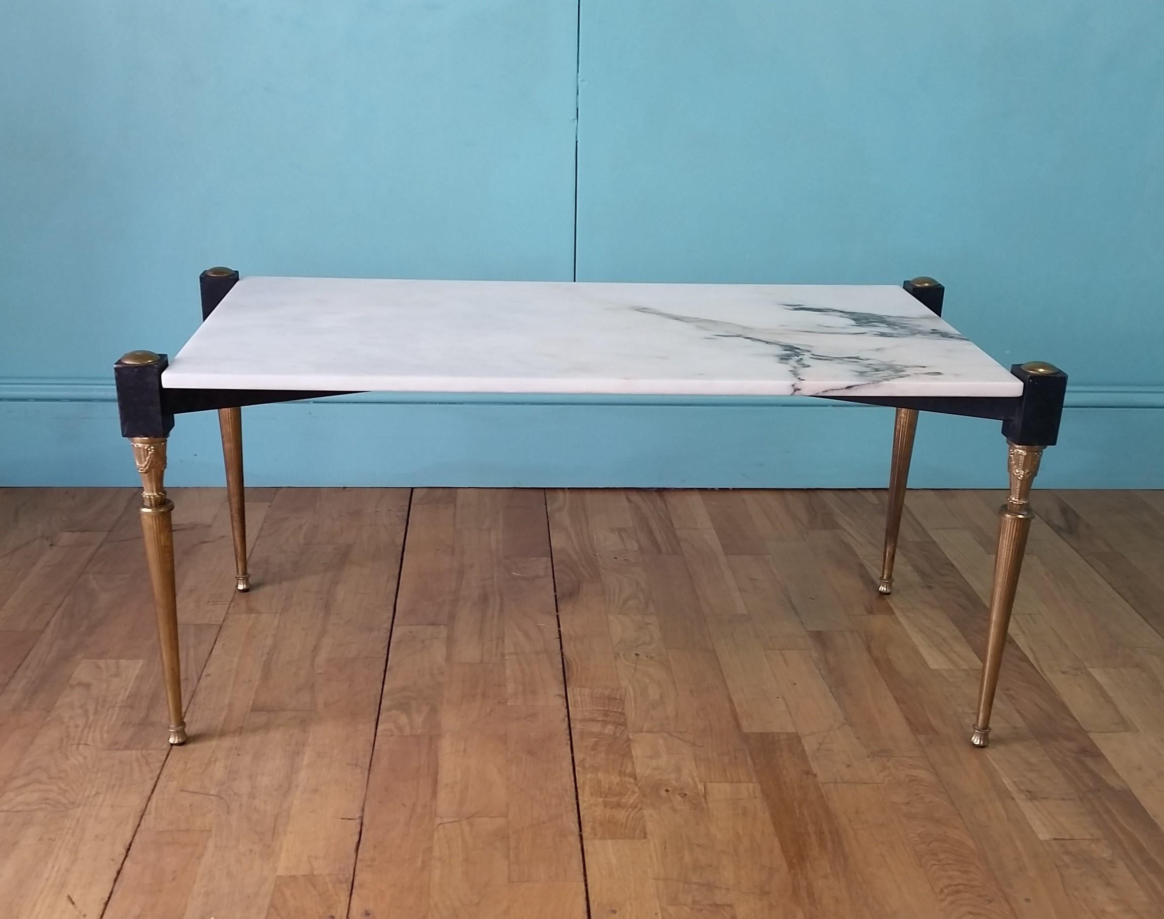 Italian White Marble Coffee Table, 1950's In Good Condition In Lingfield, GB