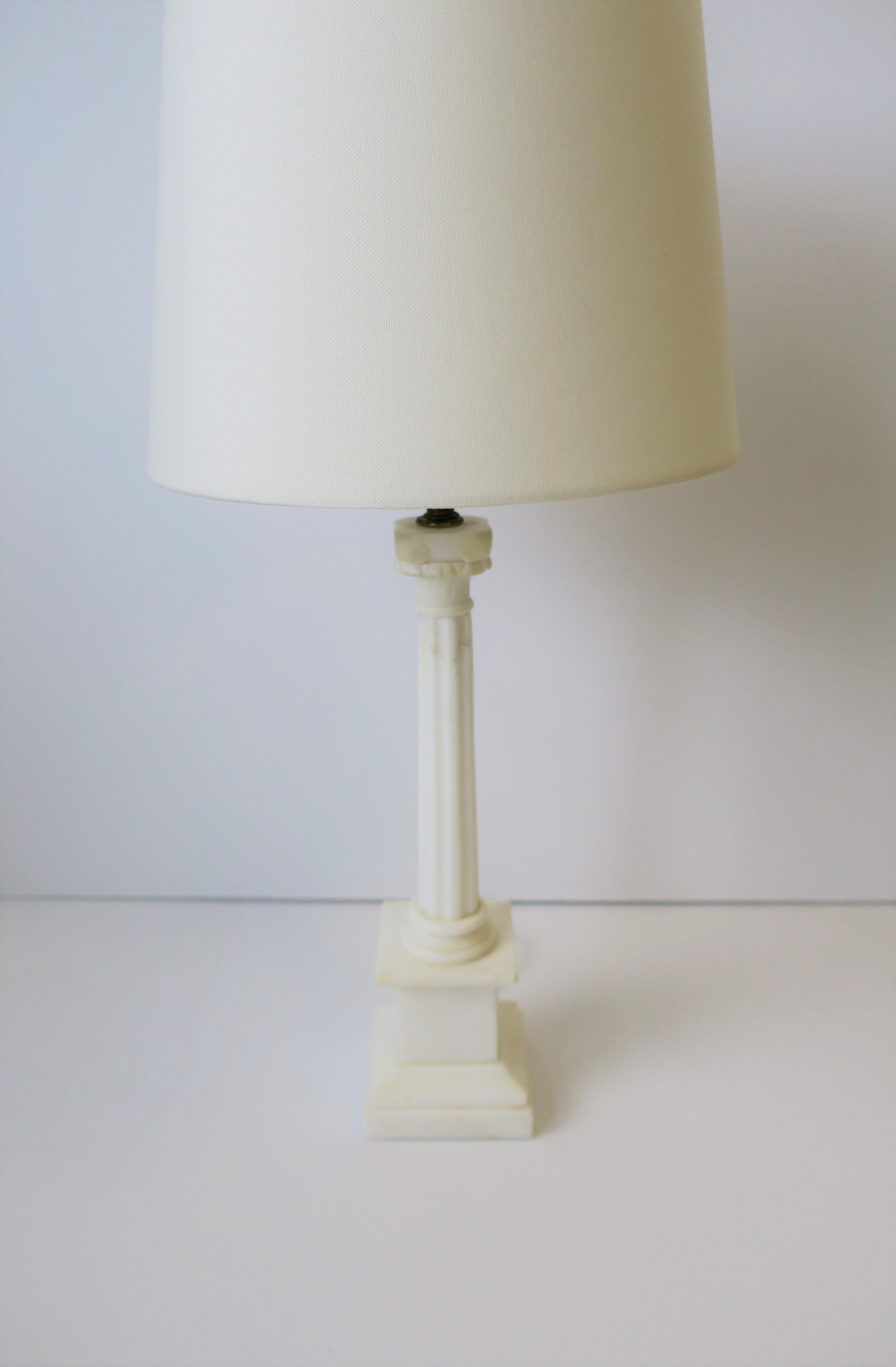 Carved Italian White Marble Column Pillar Neoclassical Style Desk or Table Lamp For Sale