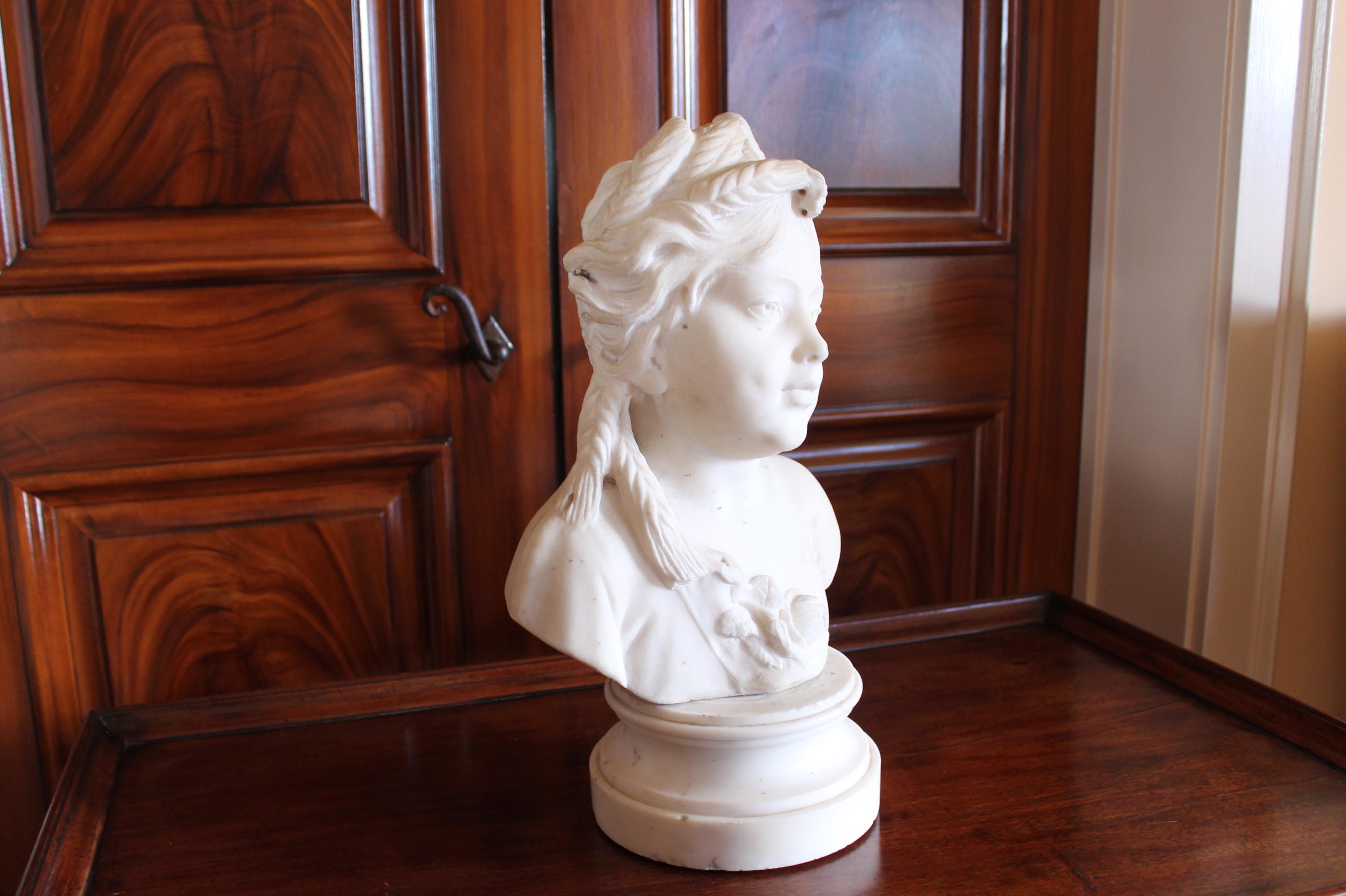 Italian White Marble Sculpture Bust Of A Girl As Ceres For Sale 1