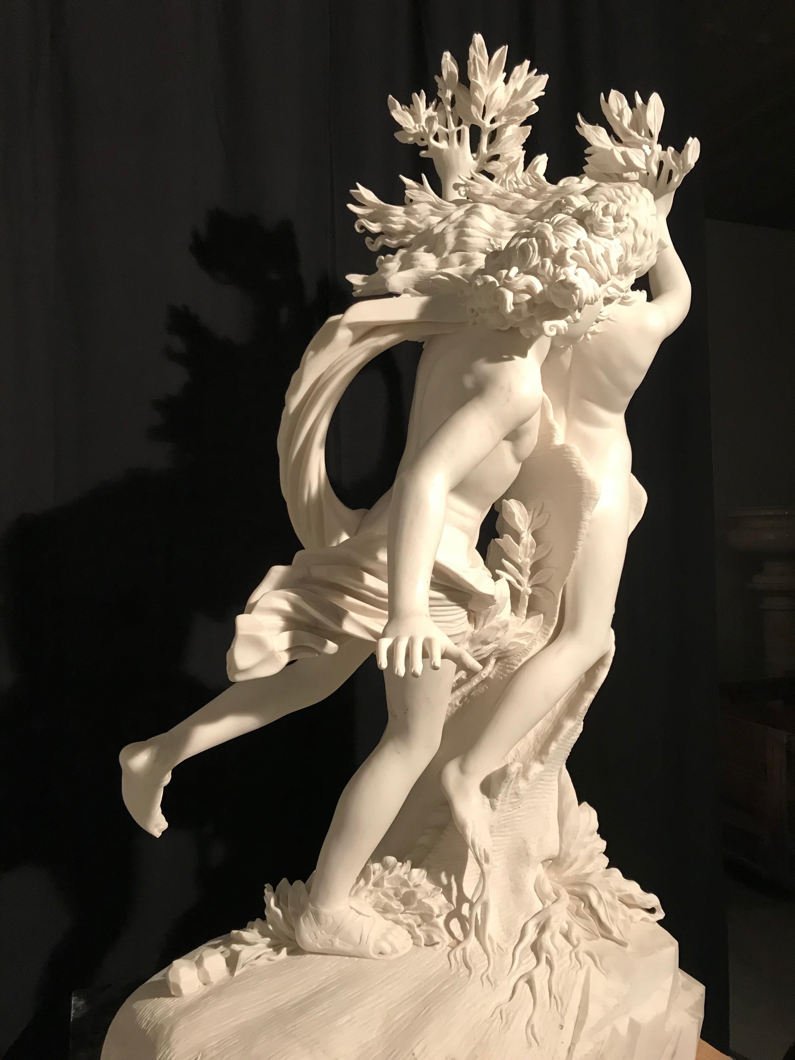 Italian White Marble Sculpture of Apollo and Dafne after Gian Lorenzo Bernini For Sale 3