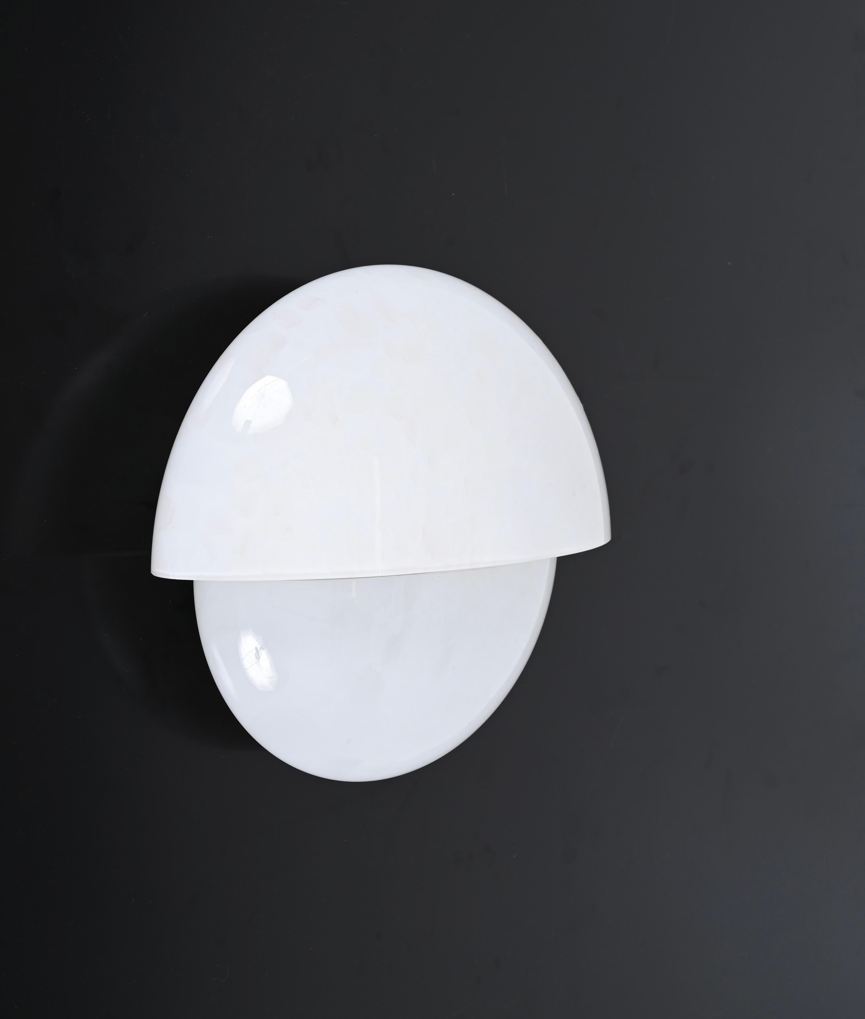 Metal Italian White Opaline Glass Sconce by Zonca, Italy, 1960s For Sale
