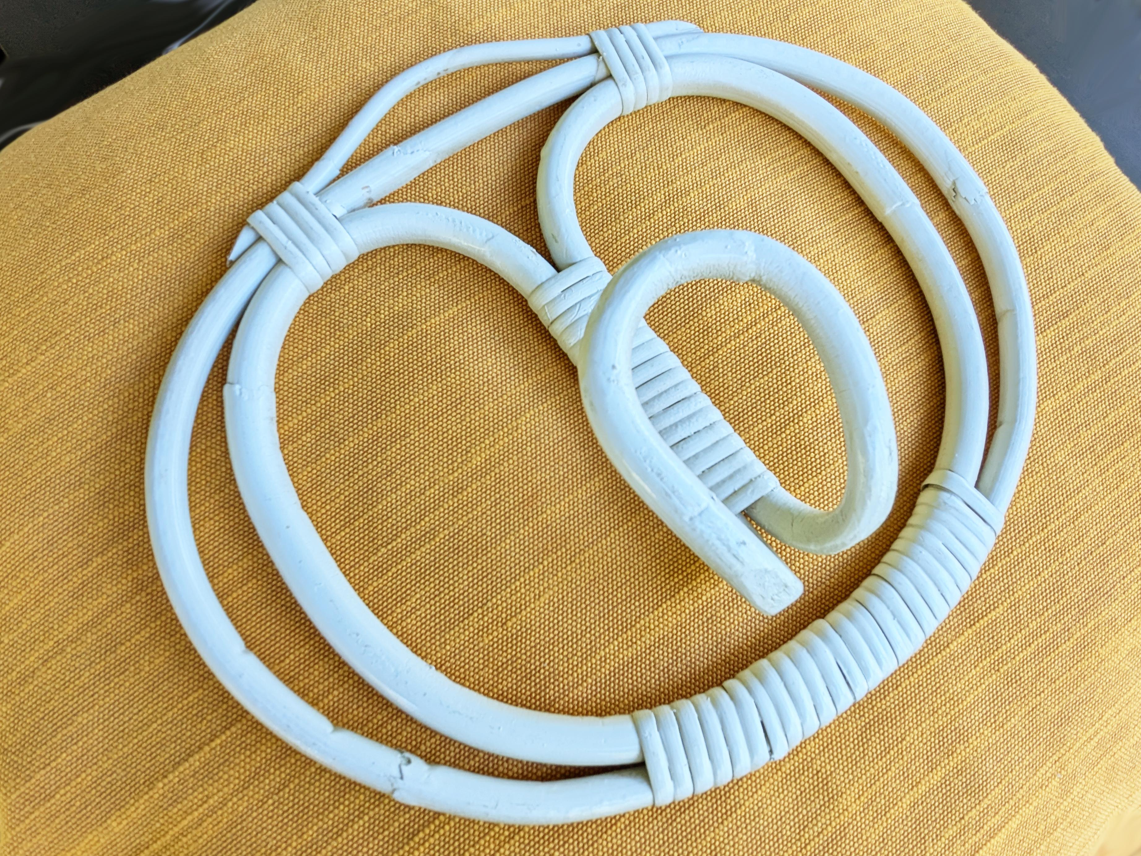 Italienischer Garderobenständer aus weiß lackiertem Binsenholz von Franca Helg für Vittorio Bonacina, 1961 im Zustand „Gut“ im Angebot in Varese, Lombardia