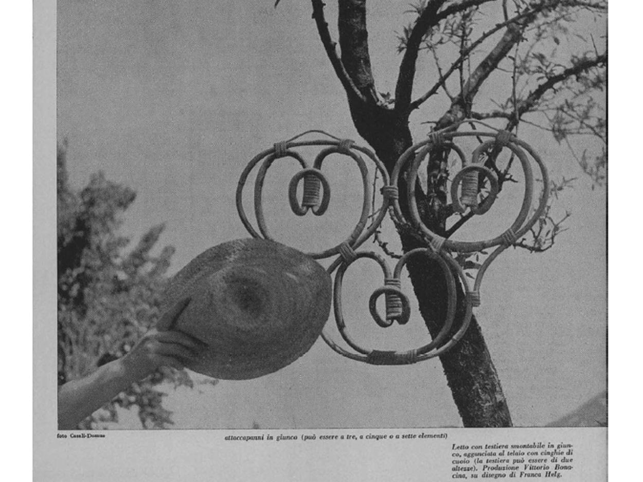 Italienischer Garderobenständer aus weiß lackiertem Binsenholz von Franca Helg für Vittorio Bonacina, 1961 im Angebot 1