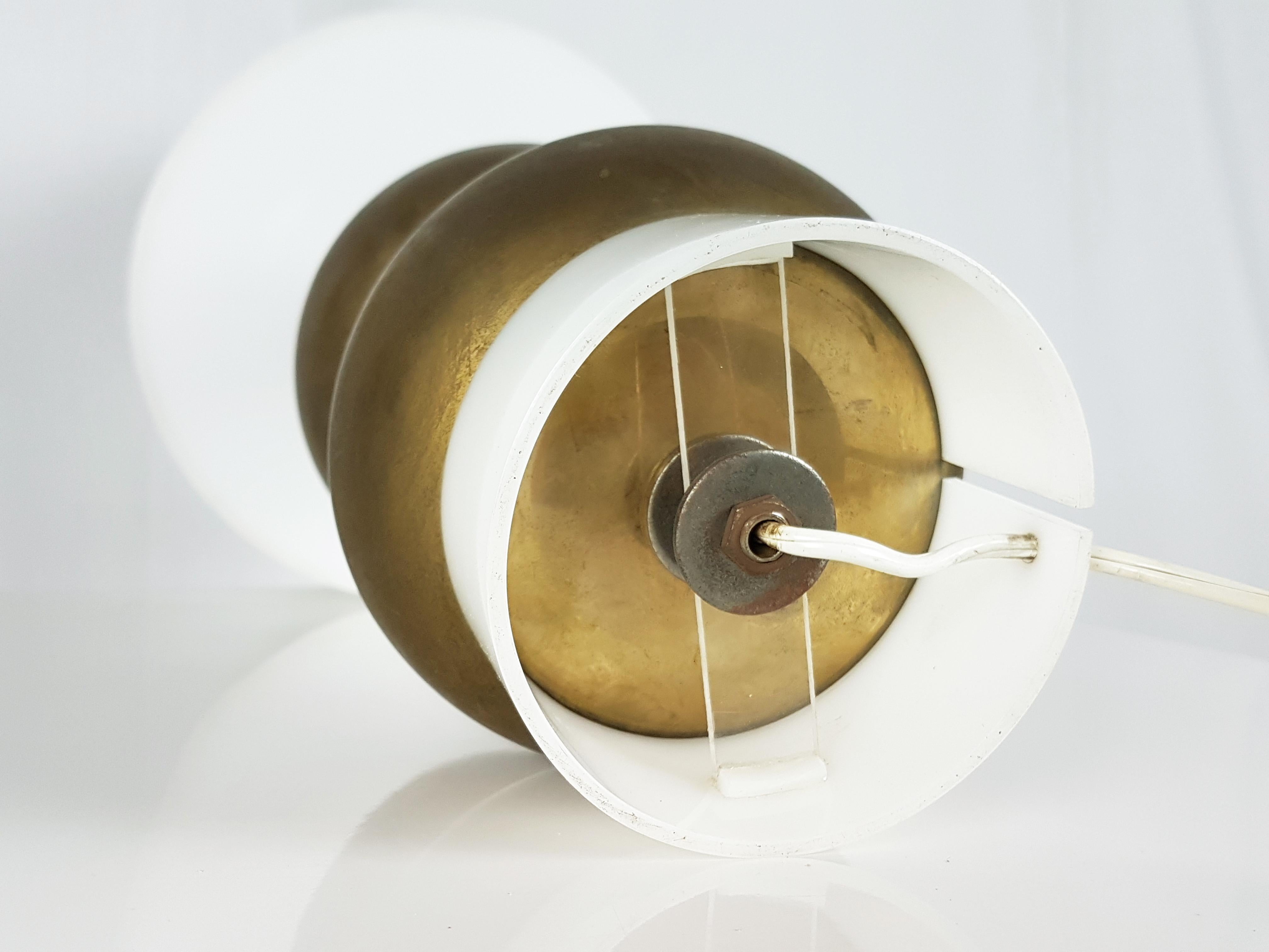 Plastic Italian White Perspex and Golden Metal 1960s Table Lamp with Cylindrical Shade