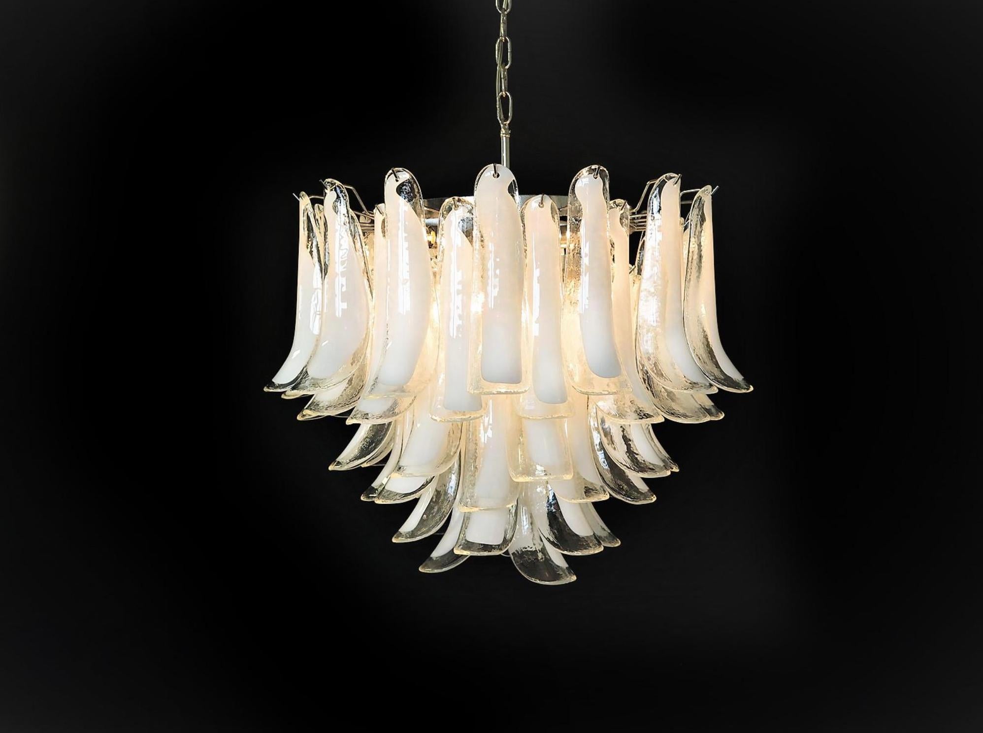 Italian White Petal Chandeliers, Murano In Excellent Condition For Sale In Budapest, HU