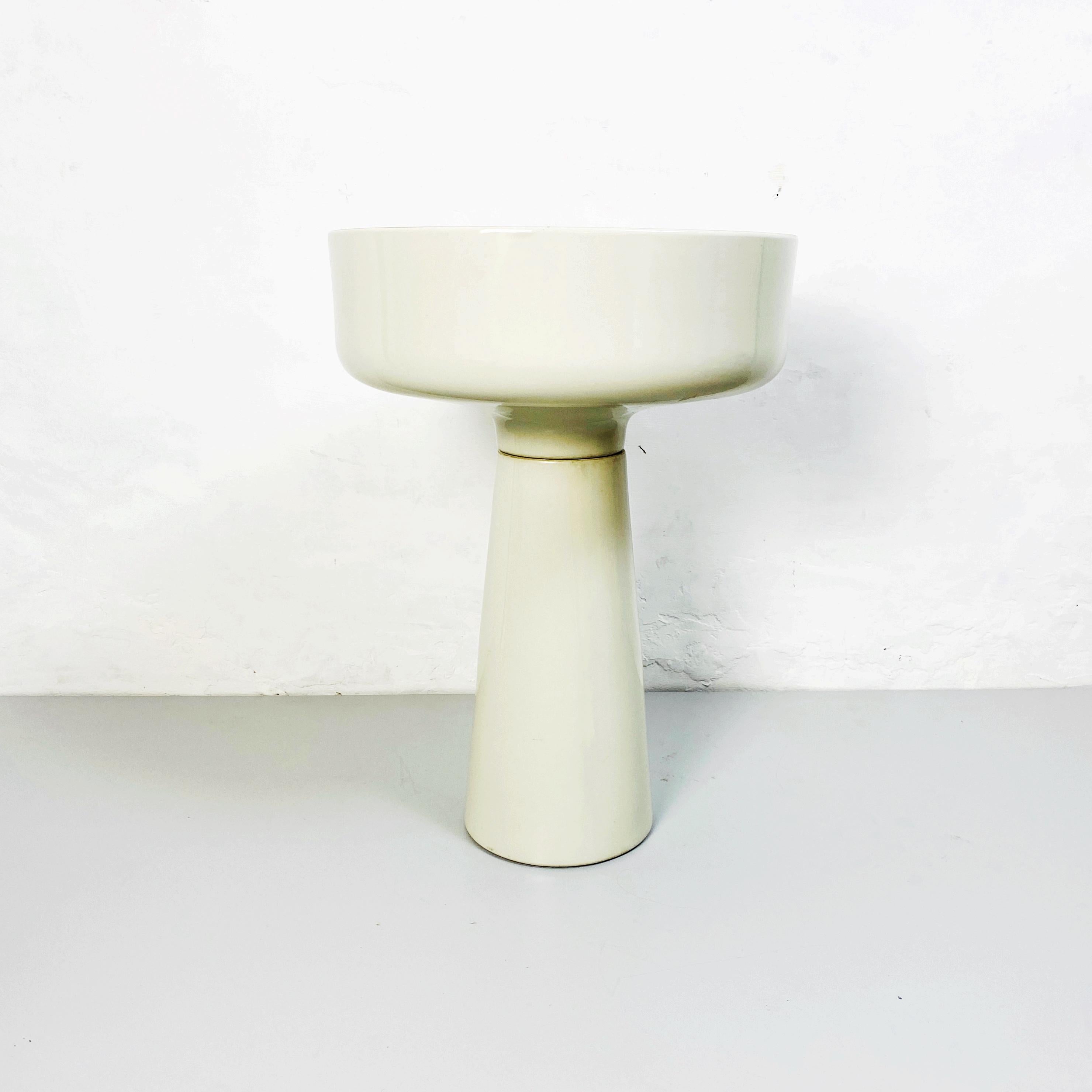 Mid-20th Century Italian White Porcelain Floor Planter by Angelo Mangiarotti for Brambilla, 1965s For Sale