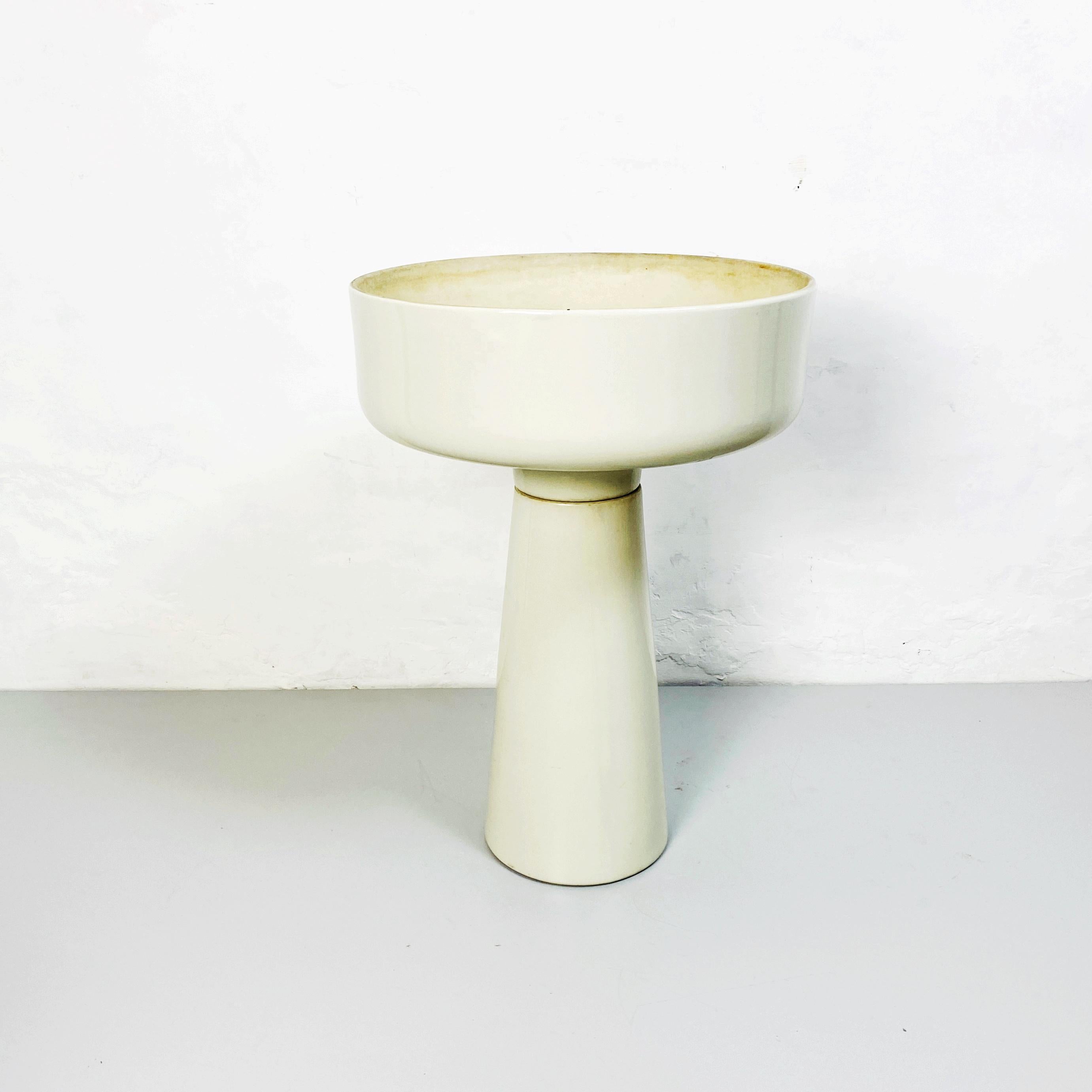 Italian White Porcelain Floor Planter by Angelo Mangiarotti for Brambilla, 1965s For Sale 2