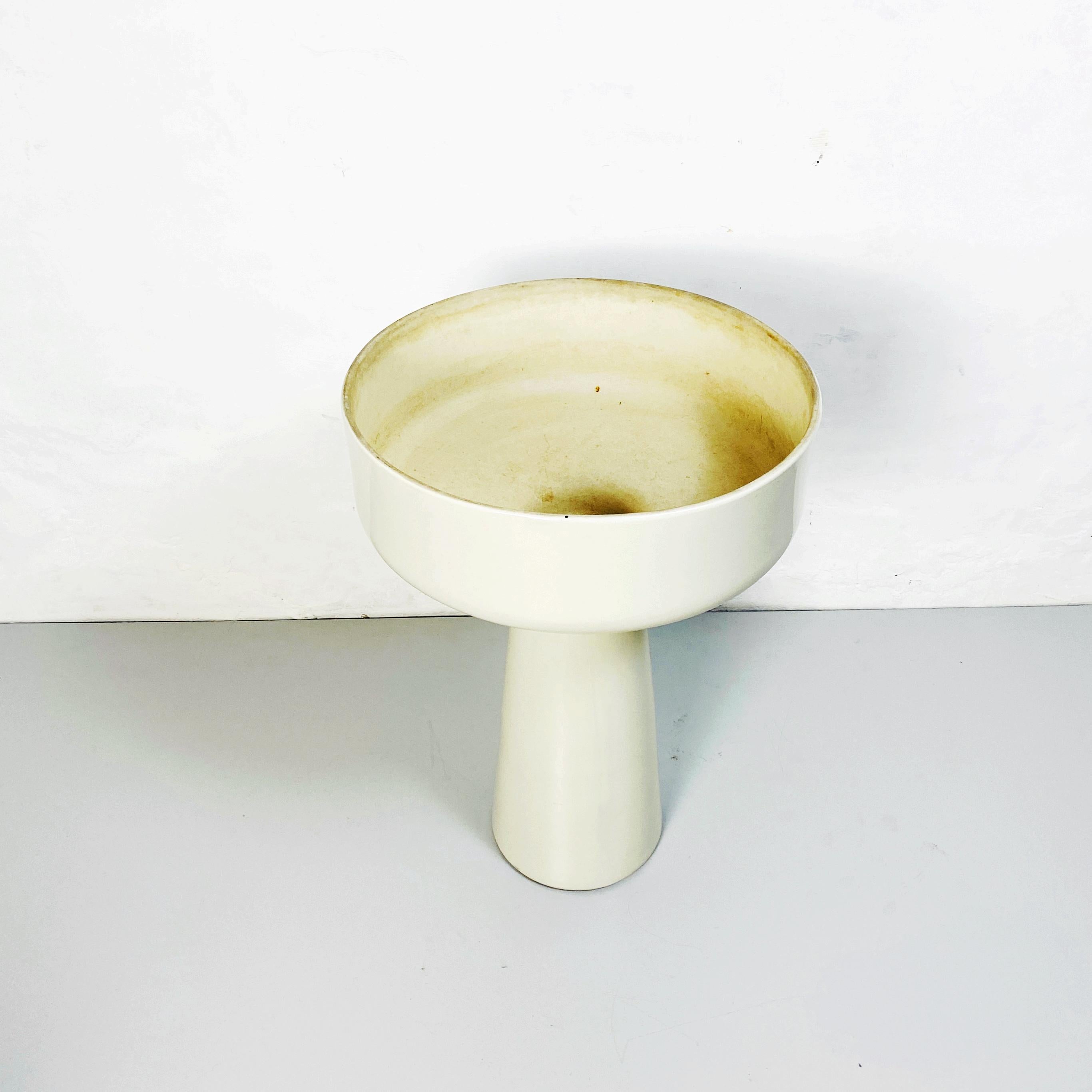 Italian White Porcelain Floor Planter by Angelo Mangiarotti for Brambilla, 1965s For Sale 3