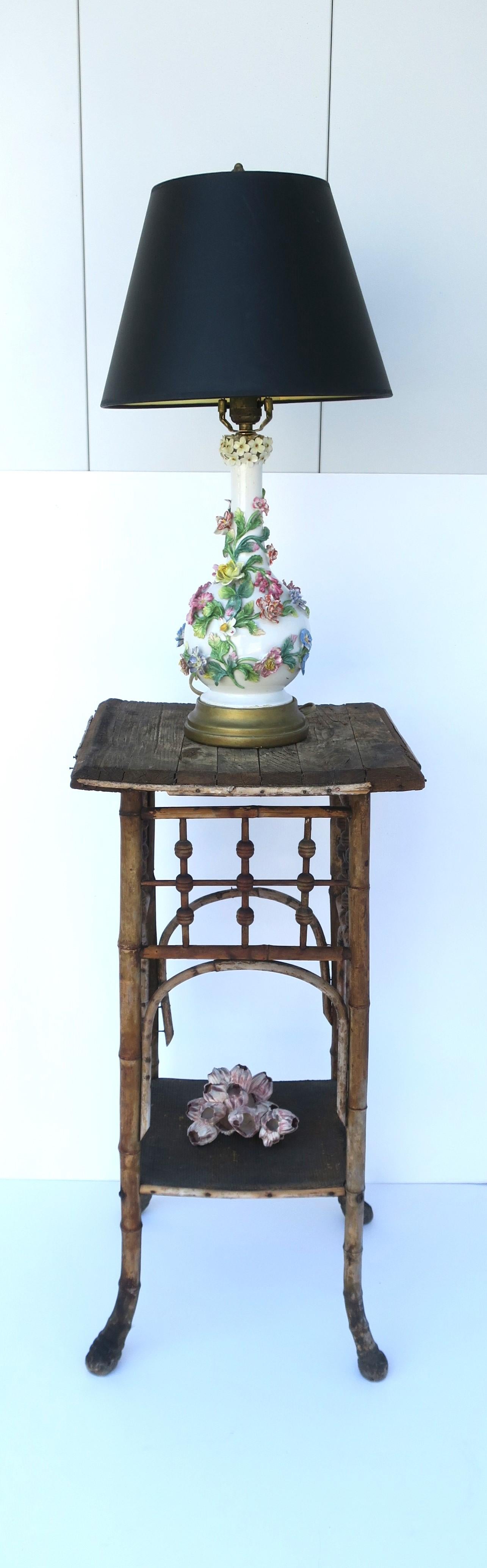 Italian White Porcelain Lamp with Colorful Flowers, Leaves & Vines Capo di Monte For Sale 1