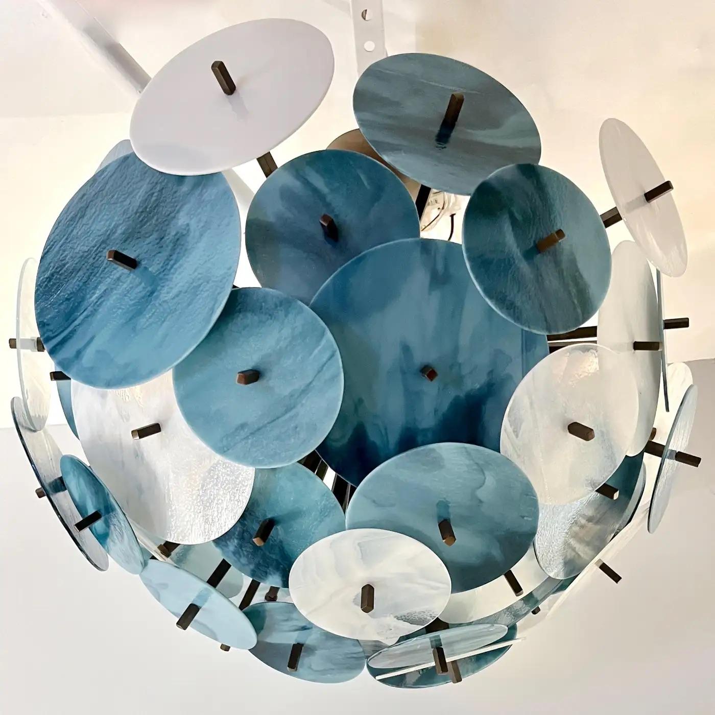 Lustre italien blanc sarcelle turquoise bleu Murano en verre Sputnik demi Dome Neuf - En vente à New York, NY