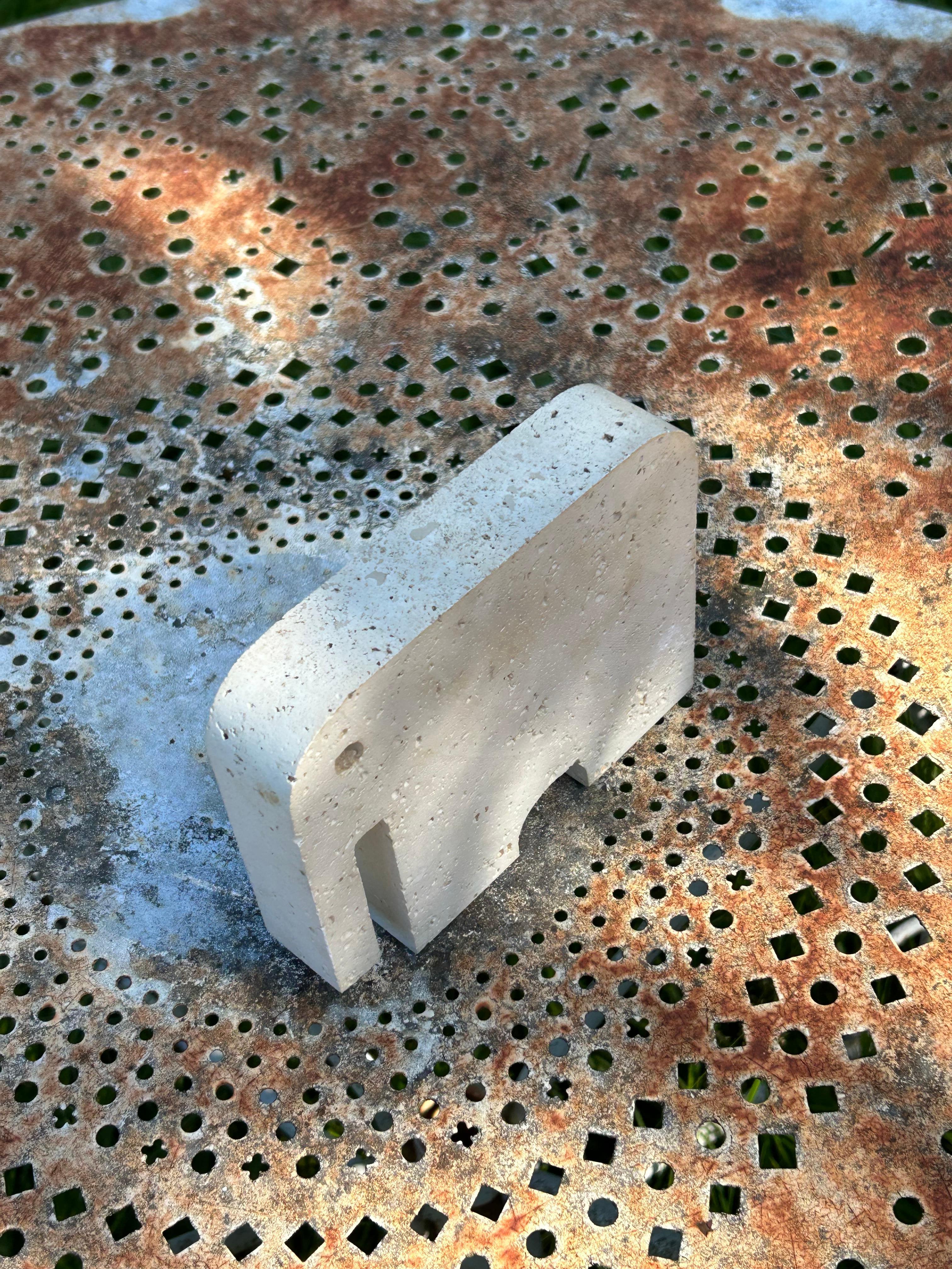 Italian White Travertine Elephant Sculpture by Enzo Mari for Fratelli Mannelli For Sale 1