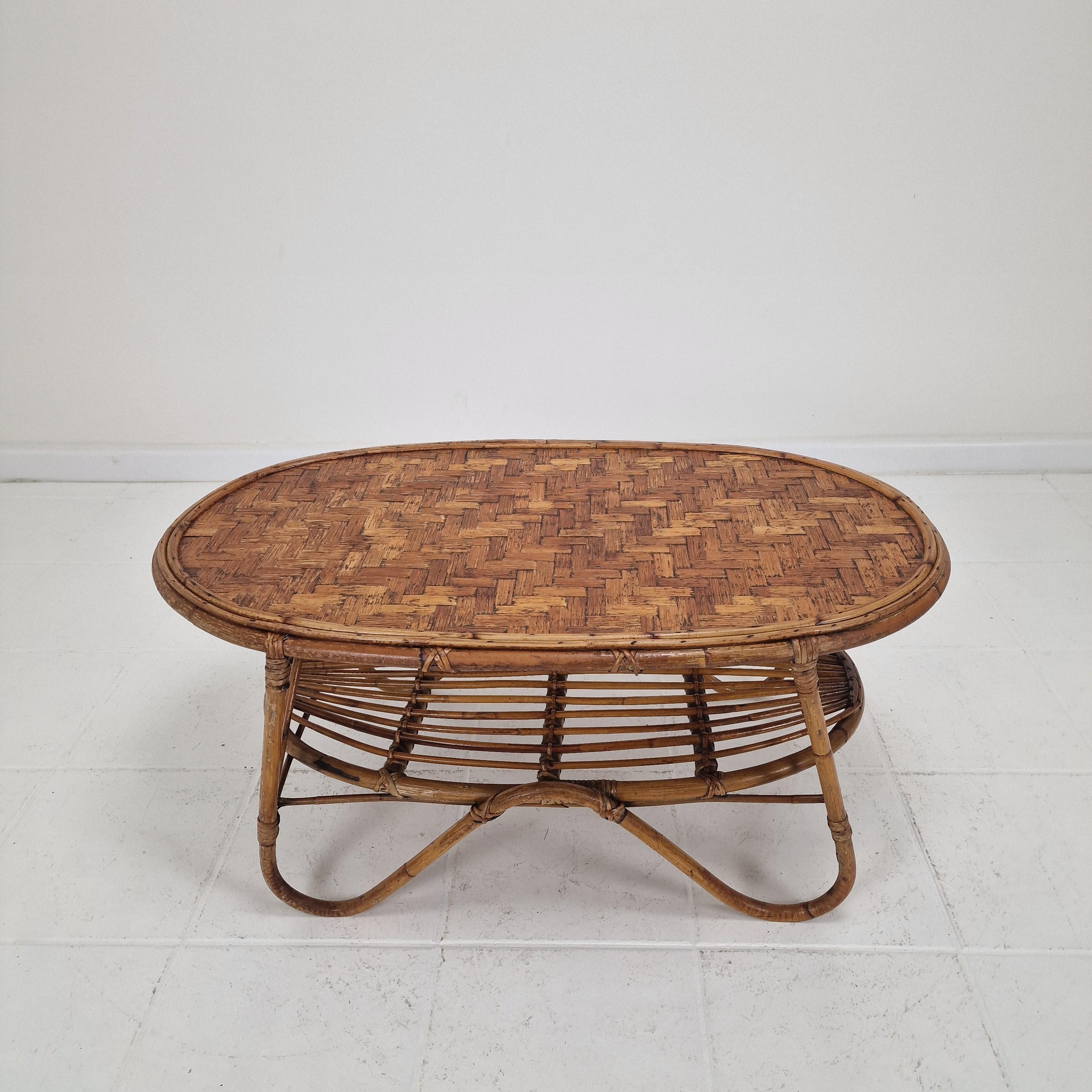 Hand-Crafted Italian Wicker and Rattan Coffee Table, 1960s For Sale