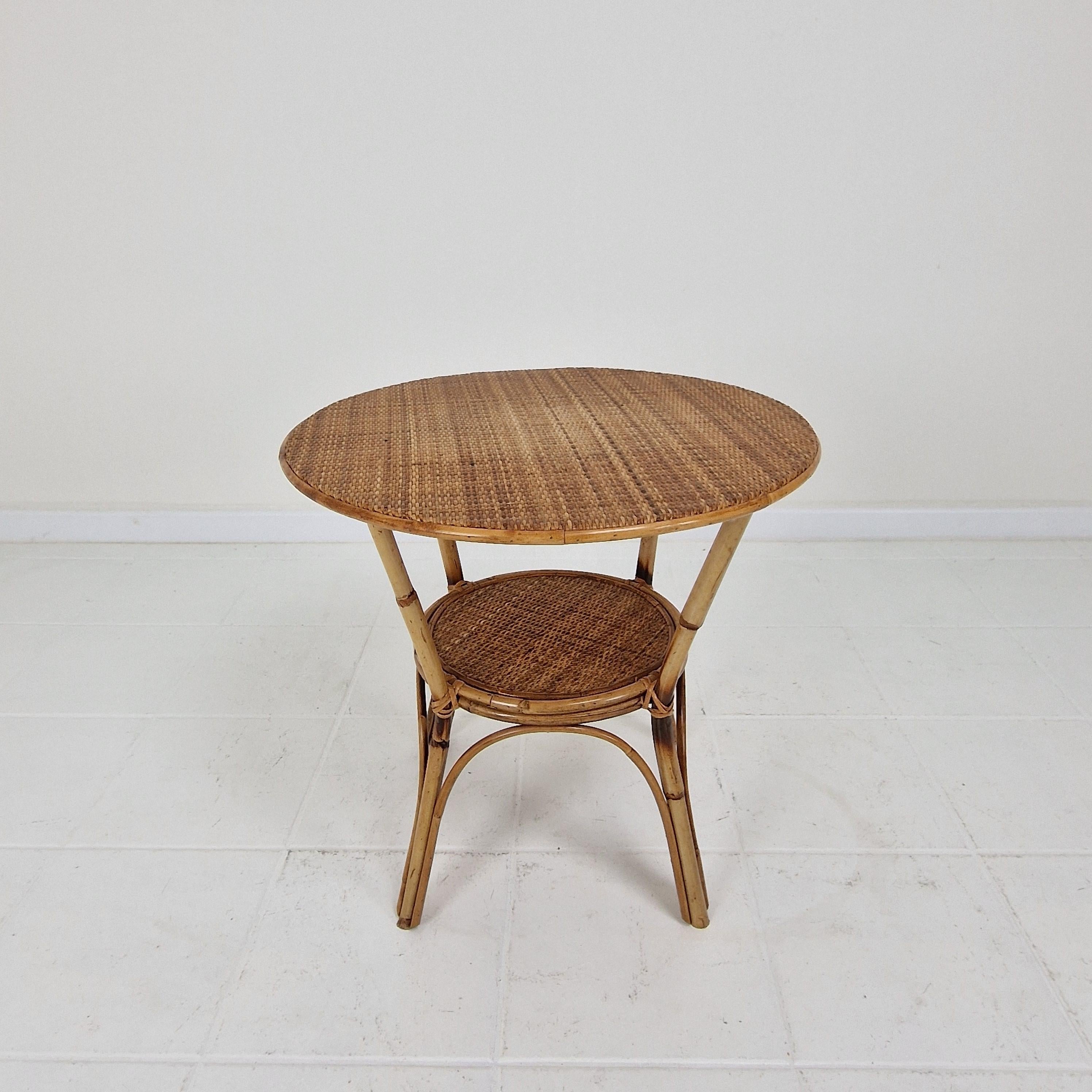 Italian Wicker and Rattan Coffee Table, 1970s In Good Condition For Sale In Oud Beijerland, NL