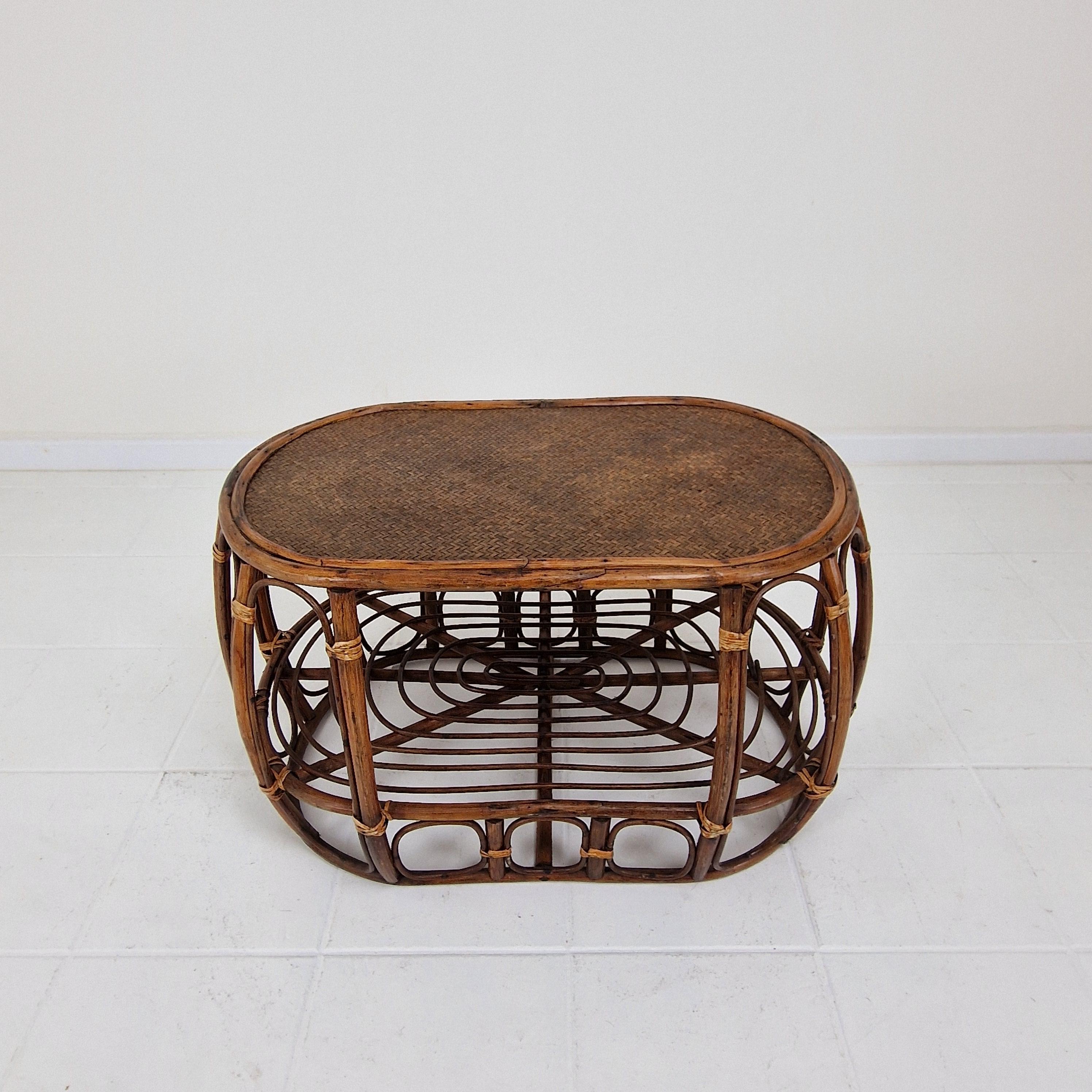 Italian Wicker and Rattan Coffee Table, 1970s In Good Condition For Sale In Oud Beijerland, NL