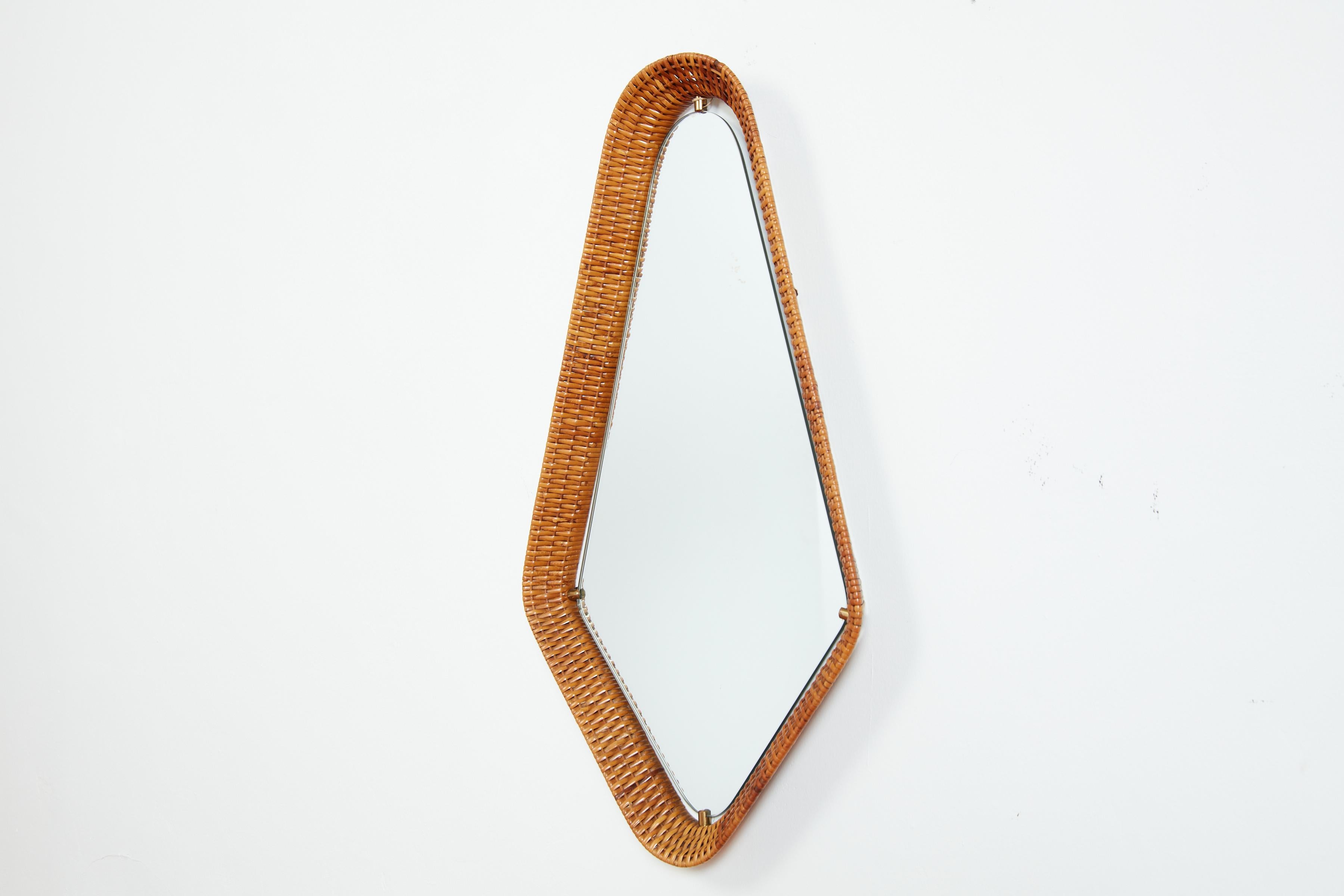 Italian Wicker Mirror In Good Condition For Sale In Beverly Hills, CA