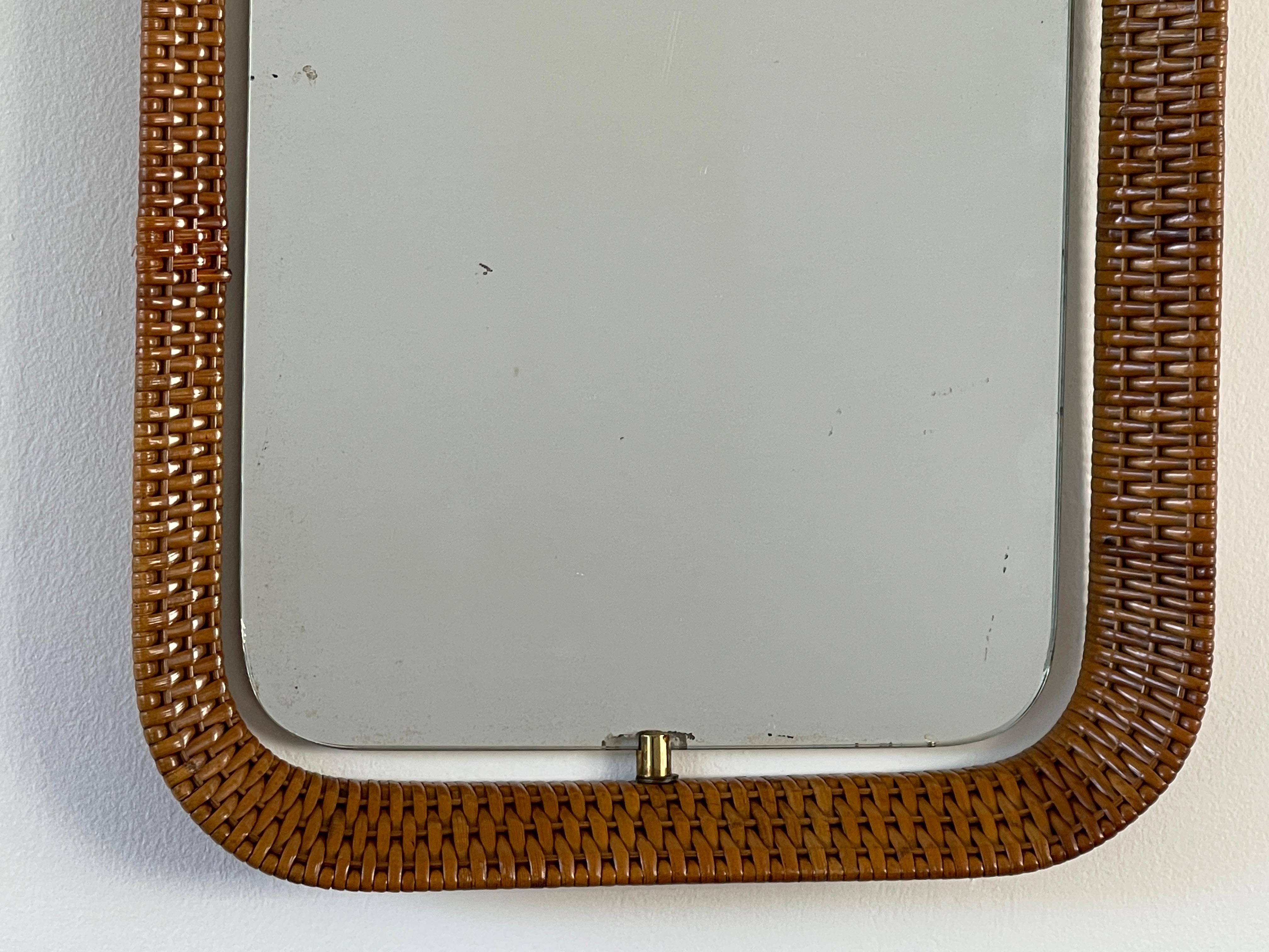 Italian Wicker Mirror For Sale 2