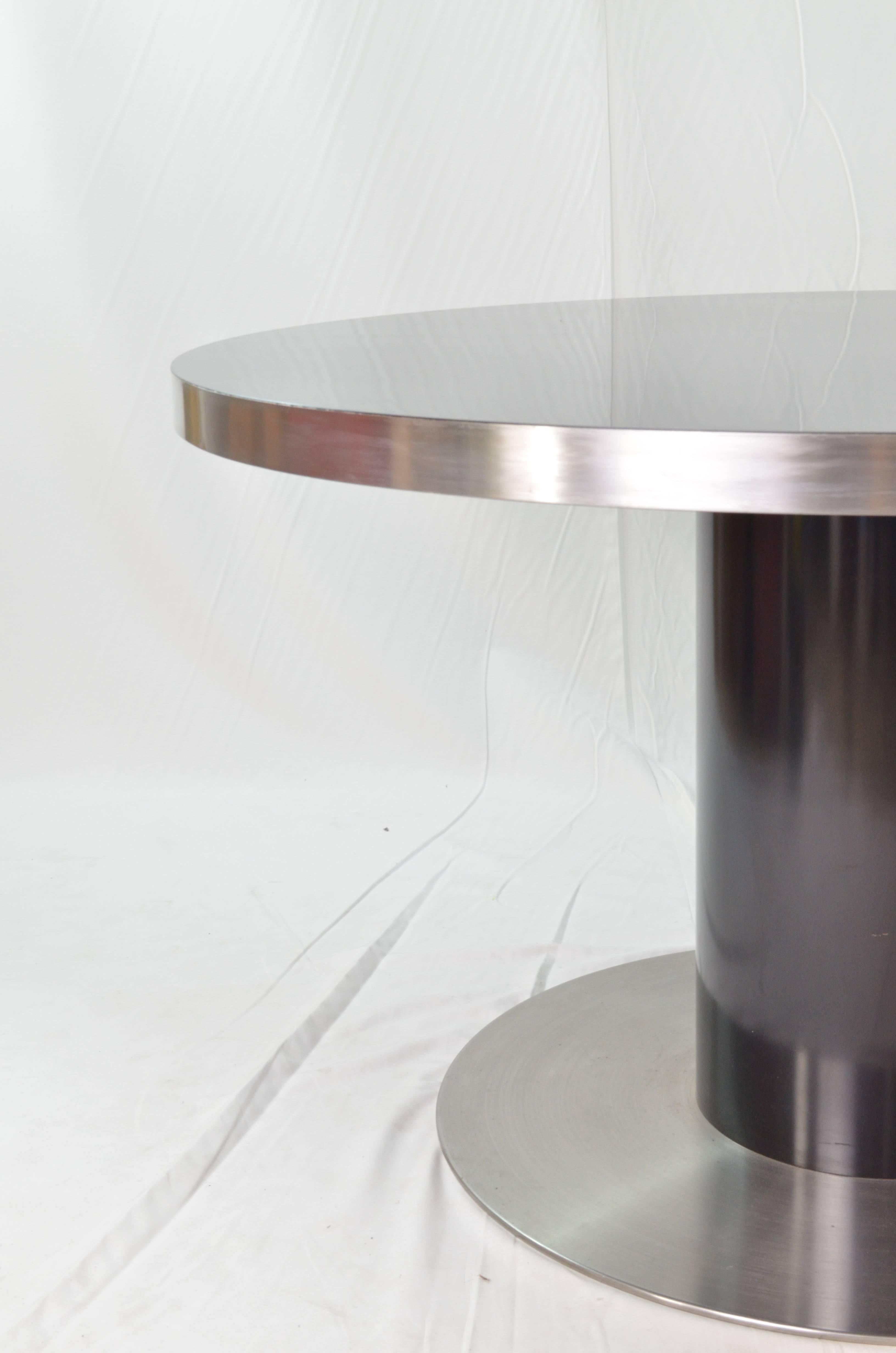 Italian Willy Rizzo Rounded Black Lacquered Steel Table, 1970s  6