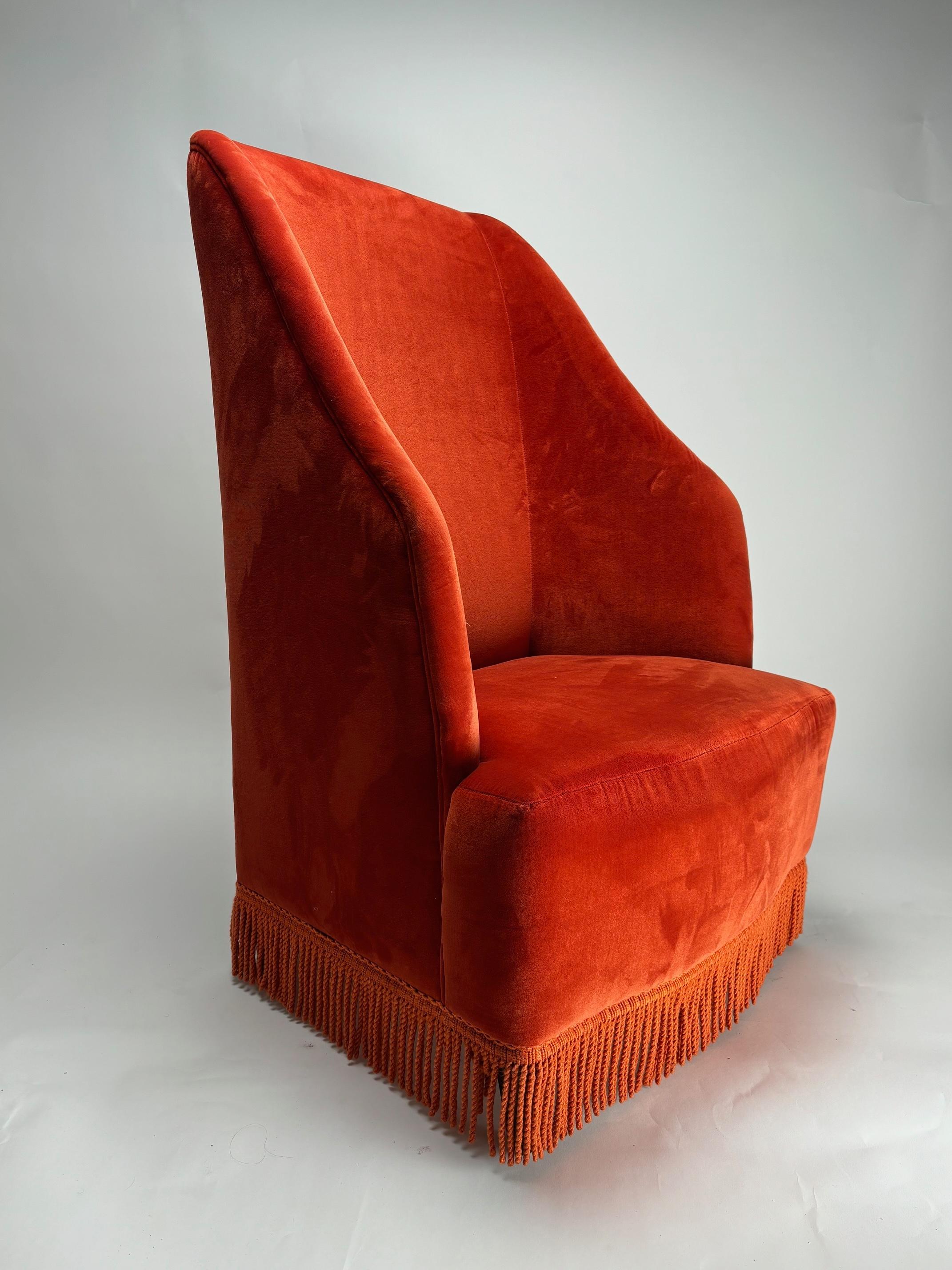 Sillón italiano orejero de estilo moderno de mediados de siglo Moderno de mediados de siglo en venta