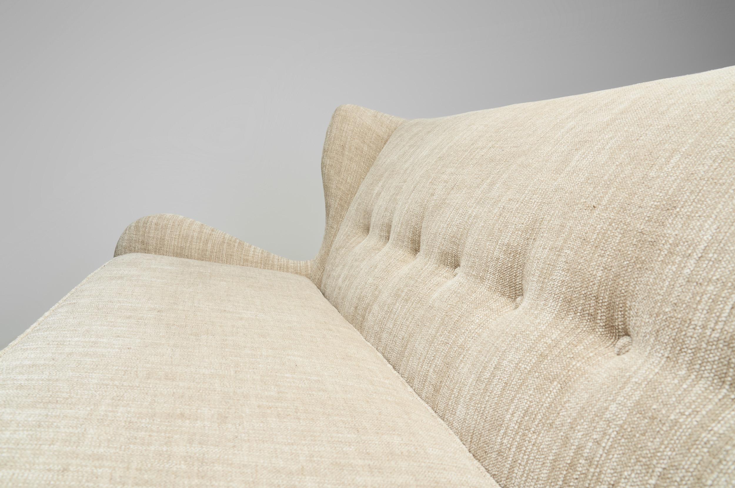 Italienisches Dreisitzer-Sofa mit Rückenlehne, Italien um 1950 im Angebot 2