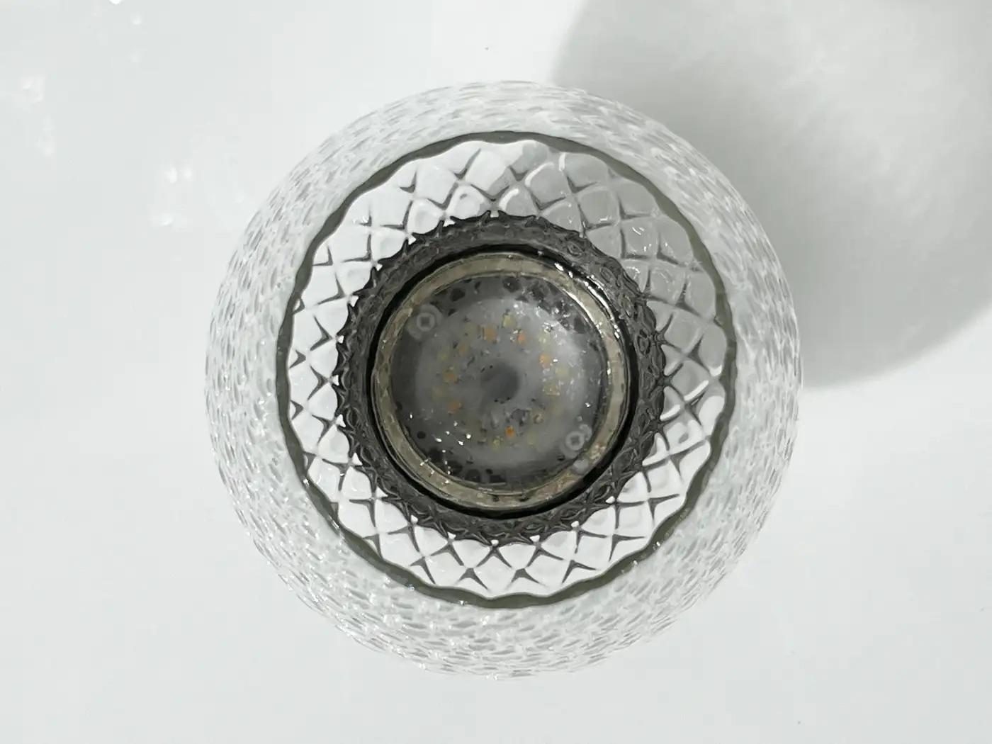 Lámpara de mesa/florero cónico portátil de cristal de bronce satinado italiano inalámbrico Siglo XXI y contemporáneo en venta