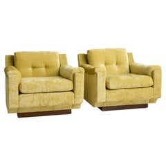 Italian Wood Base Lounge Chair in Chartreuse Crushed Velvet, 1970s - 2 Available