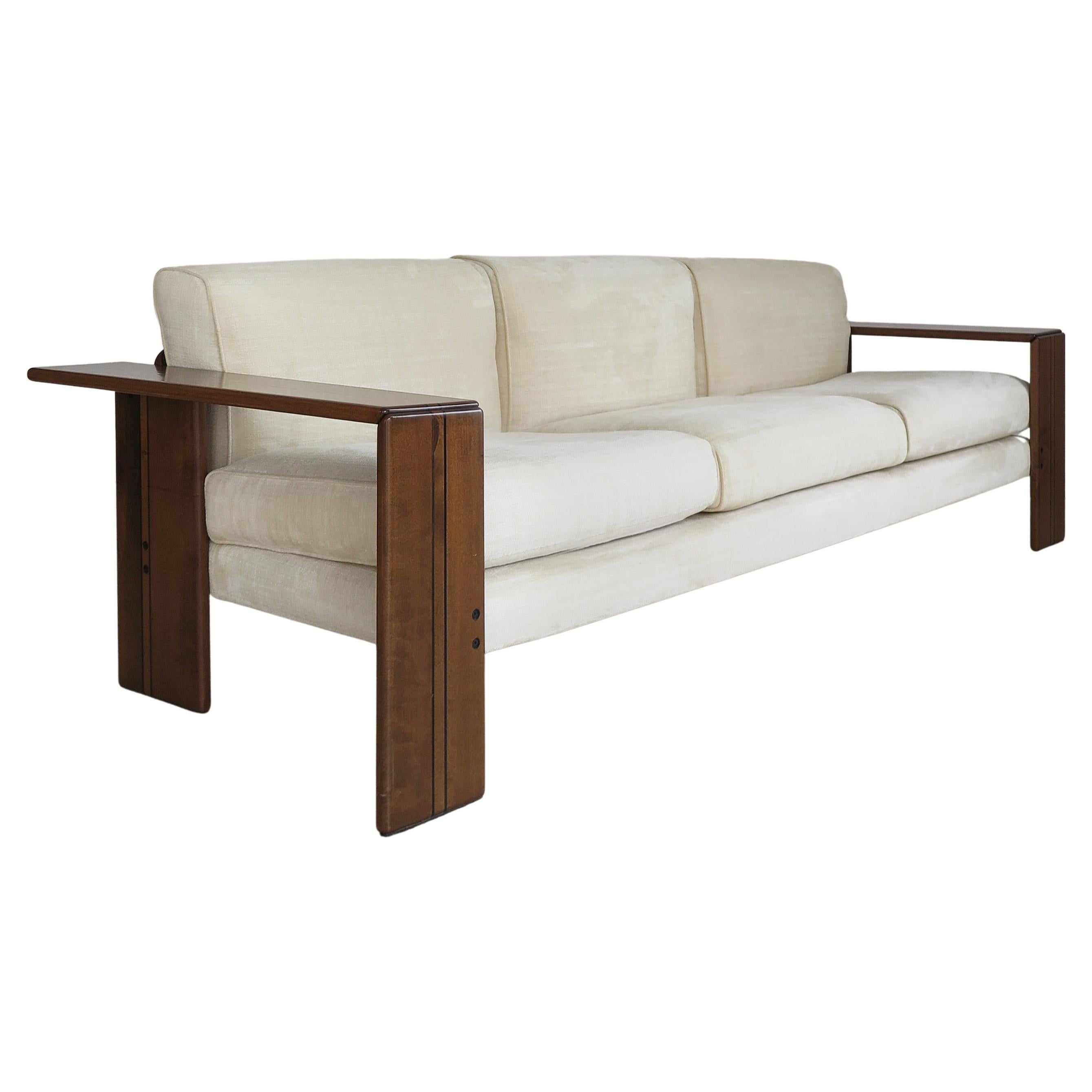 Italian Wood Fabric "Artona" Sofa Design Afra 
Tobia Scarpa for Maxalto, 1970s