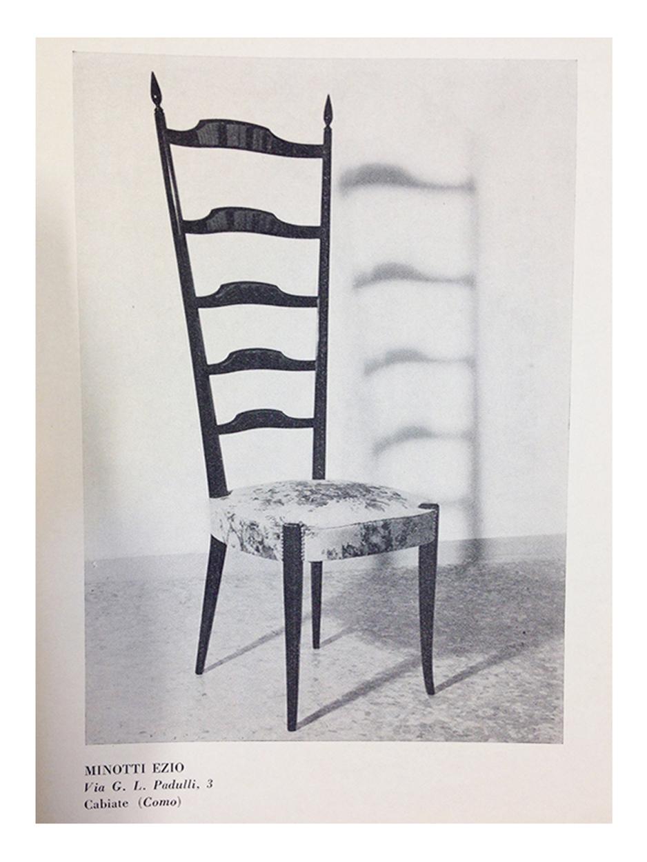 Italienische Holz- und Stoffstühle mit hoher Rückenlehne aus der Mitte des Jahrhunderts von Minotti, 2er-Set im Angebot 1
