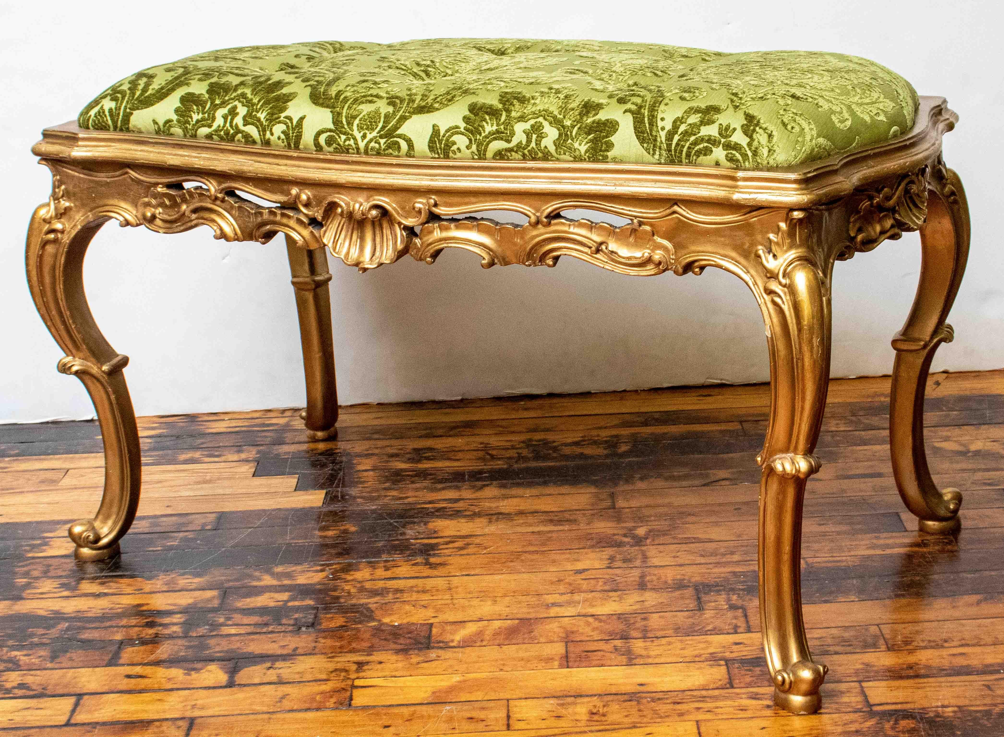 Italian Wood Gilt Bench with Cushion In Good Condition In New York, NY