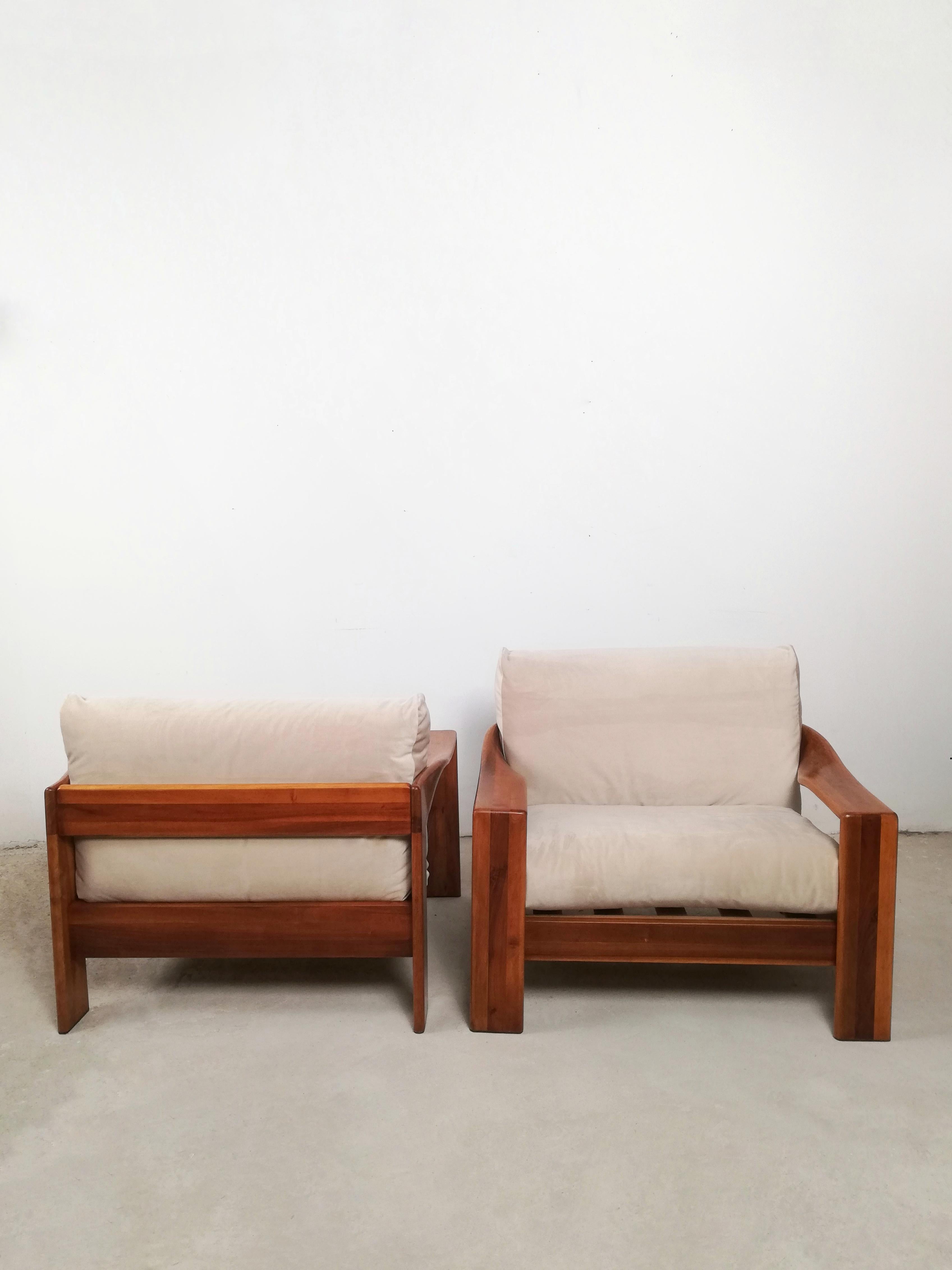 Italian Wood Lounge Chairs in the style of Tobia Scarpa, 1970s, Set of 2 In Good Condition In Roma, IT