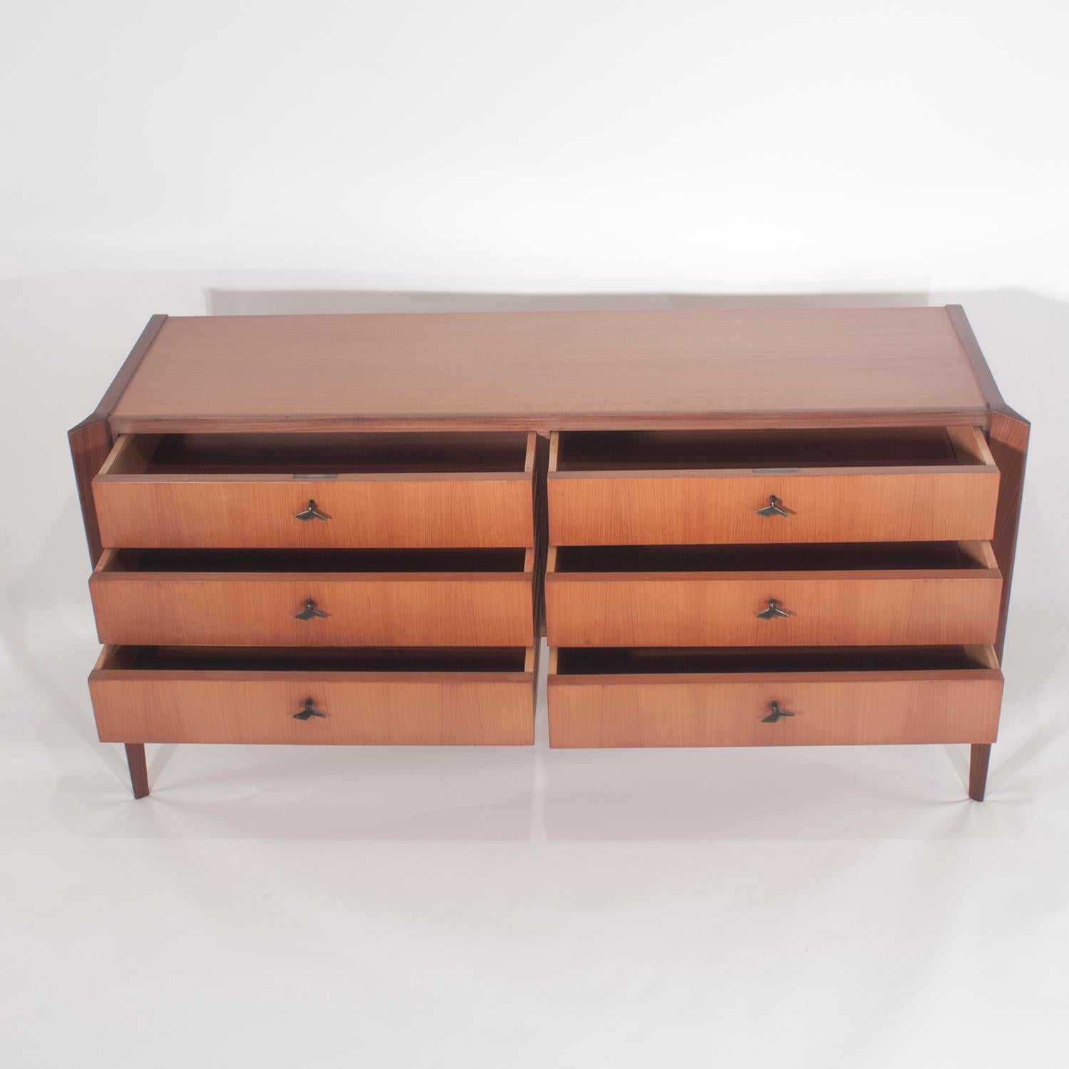 Italian Wood Sideboard, Chest 1960s, in the Style of Gio Ponti In Good Condition In Barcelona, Cataluna